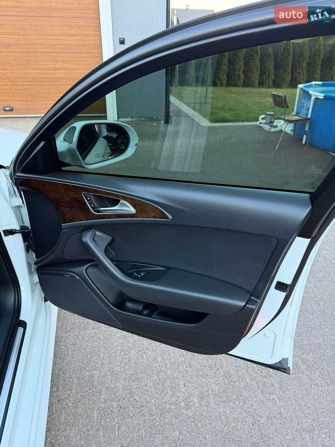 Audi A6 2015 VIN WAUGFAFC6GN068950 фото оголошення 31 з 38