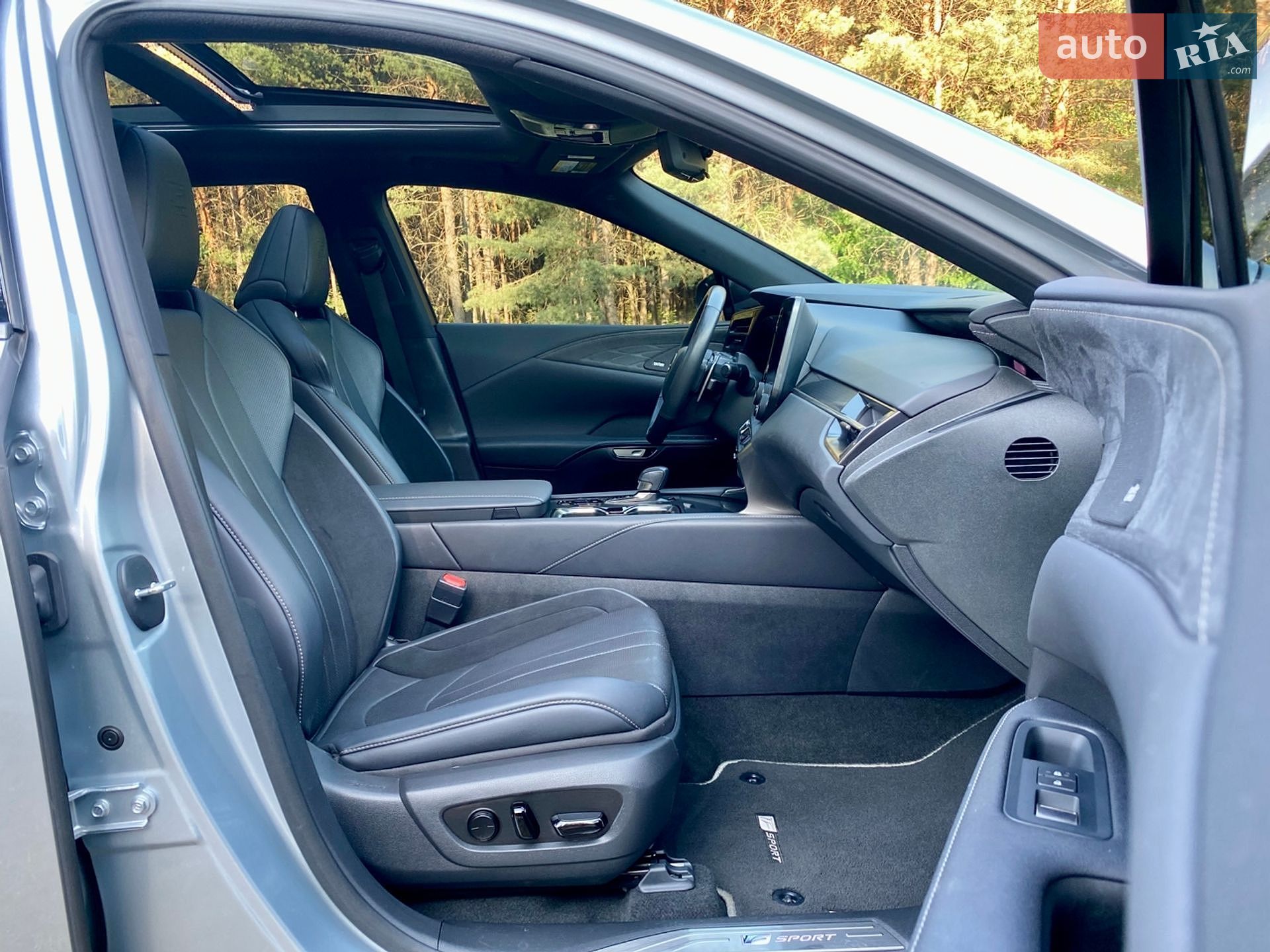 Lexus RX 2023 VIN 2T2BCMEA6RC013861 фото оголошення 21 з 77