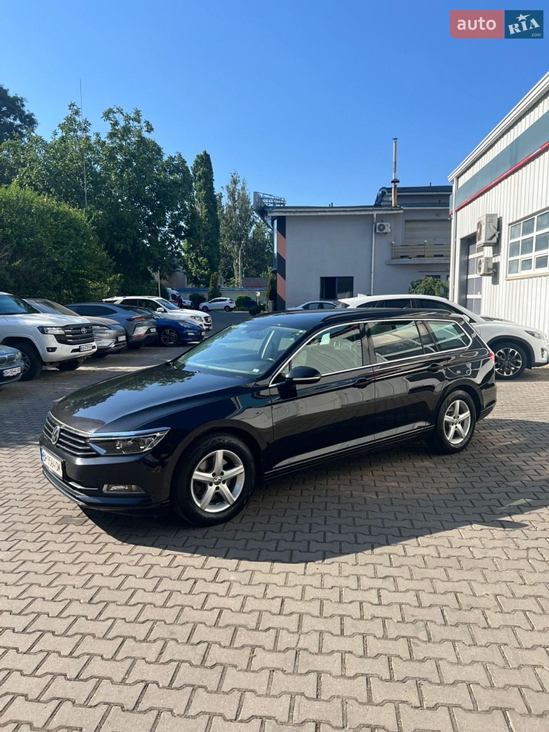 Volkswagen Passat 2017 VIN WVWZZZ3CZHP030229 фото оголошення 10 з 26