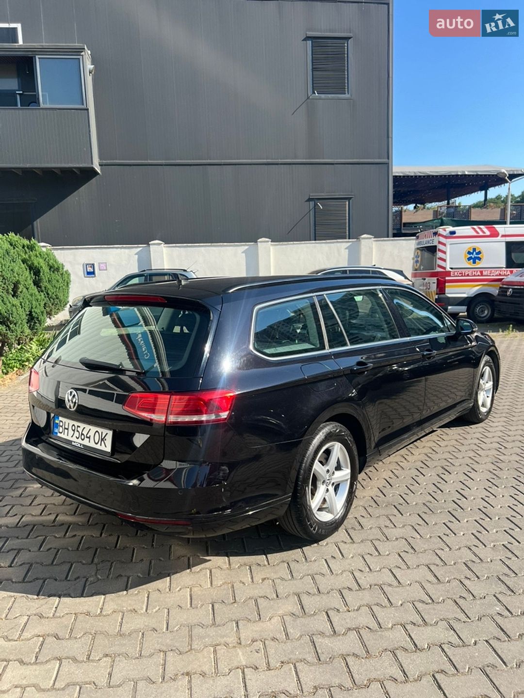 Volkswagen Passat 2017 VIN WVWZZZ3CZHP030229 фото оголошення 11 з 26