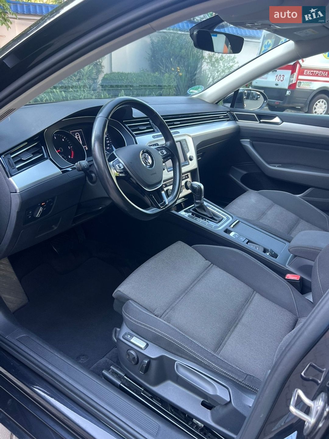 Volkswagen Passat 2017 VIN WVWZZZ3CZHP030229 фото оголошення 17 з 26