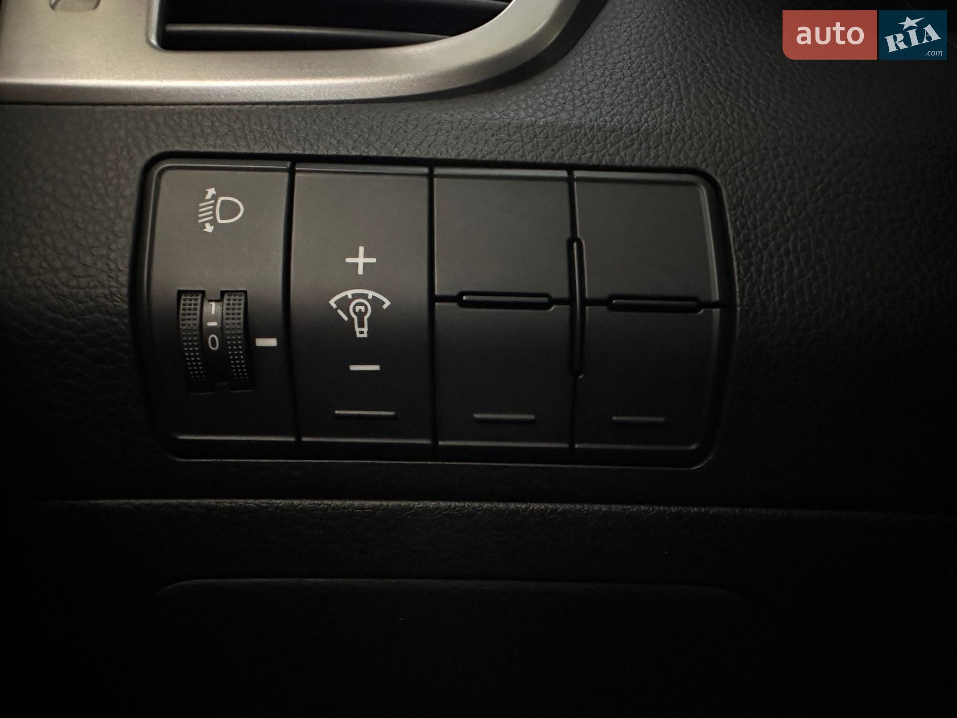 Hyundai i30 2013 VIN TMAD251AAEJ135554 фото оголошення 32 з 34