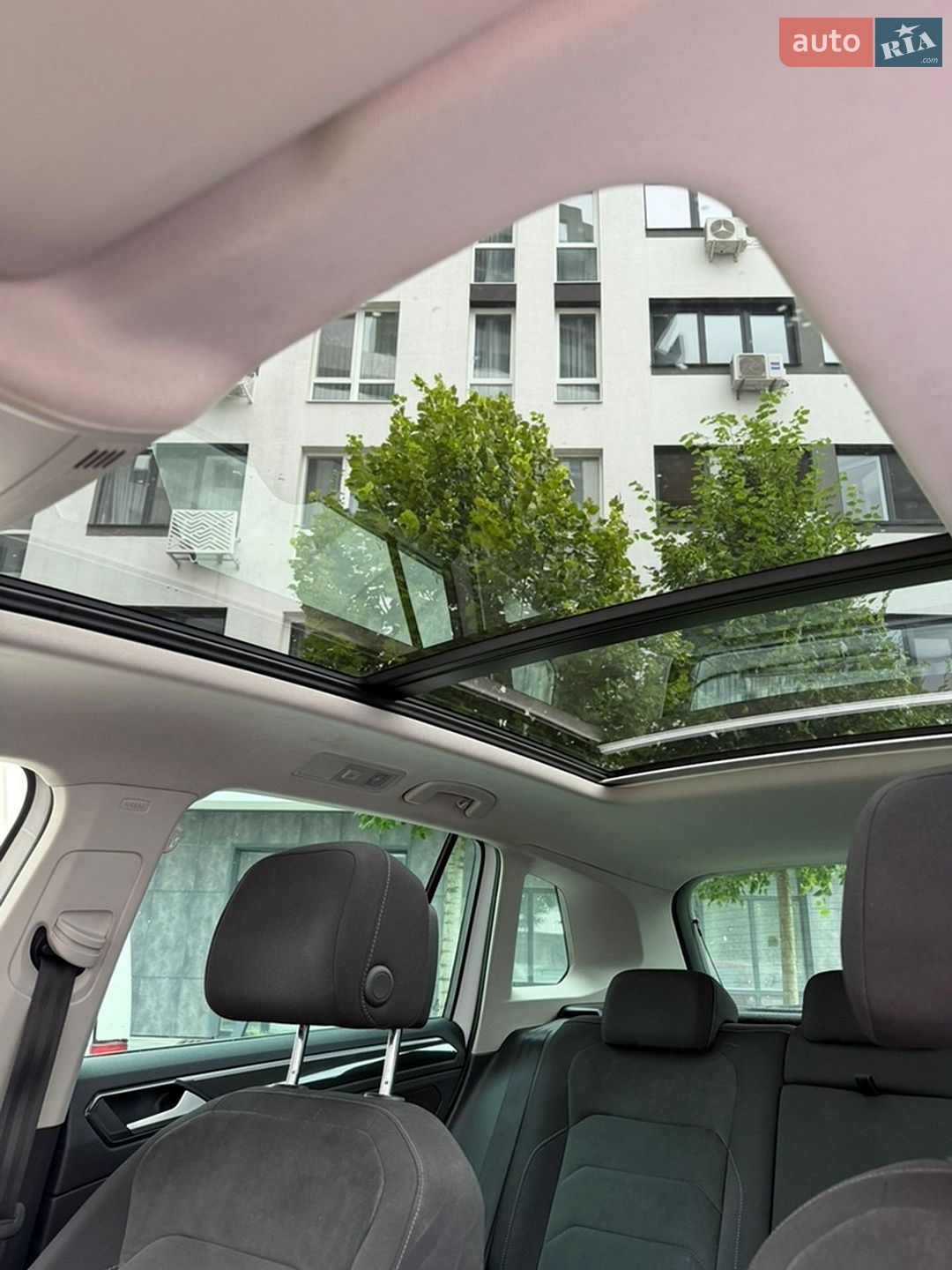 Volkswagen Tiguan 2017 VIN WVGZZZ5NZHW399240 фото оголошення 13 з 17