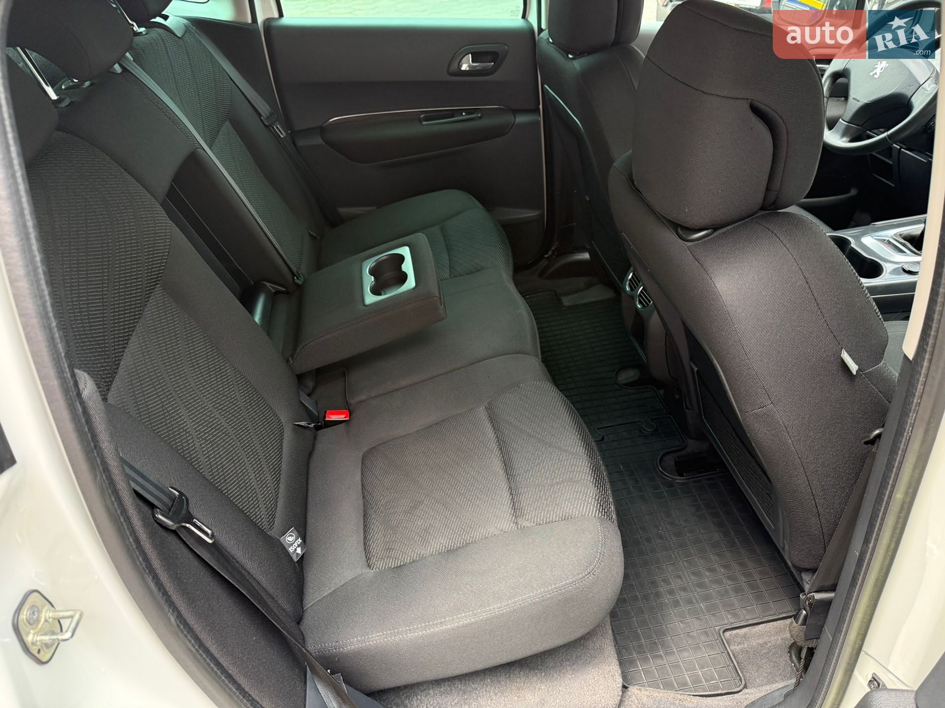 Peugeot 3008 2011 VIN VF30URHE8BS210948 фото оголошення 25 з 40
