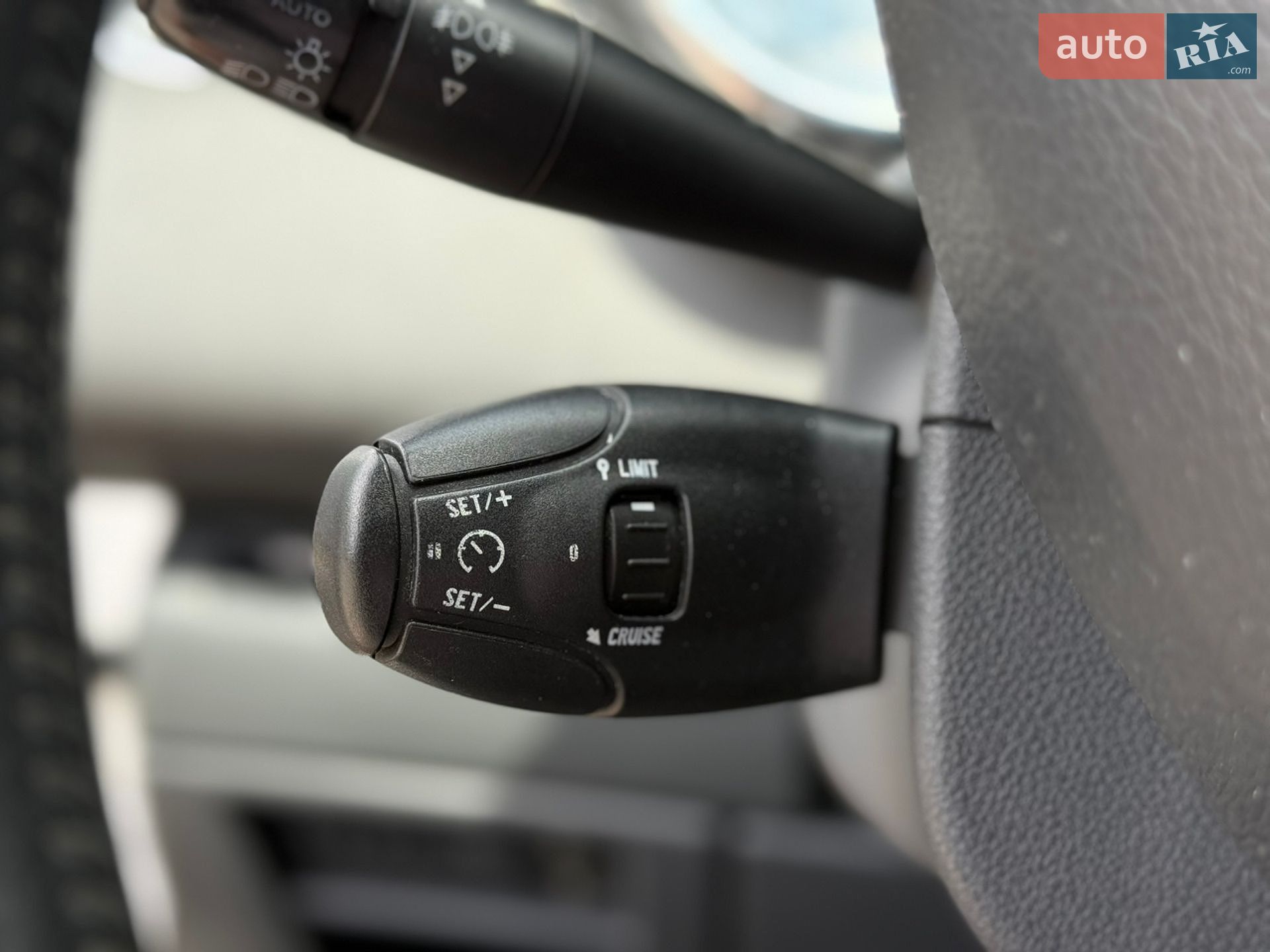 Peugeot 3008 2011 VIN VF30URHE8BS210948 фото оголошення 36 з 40