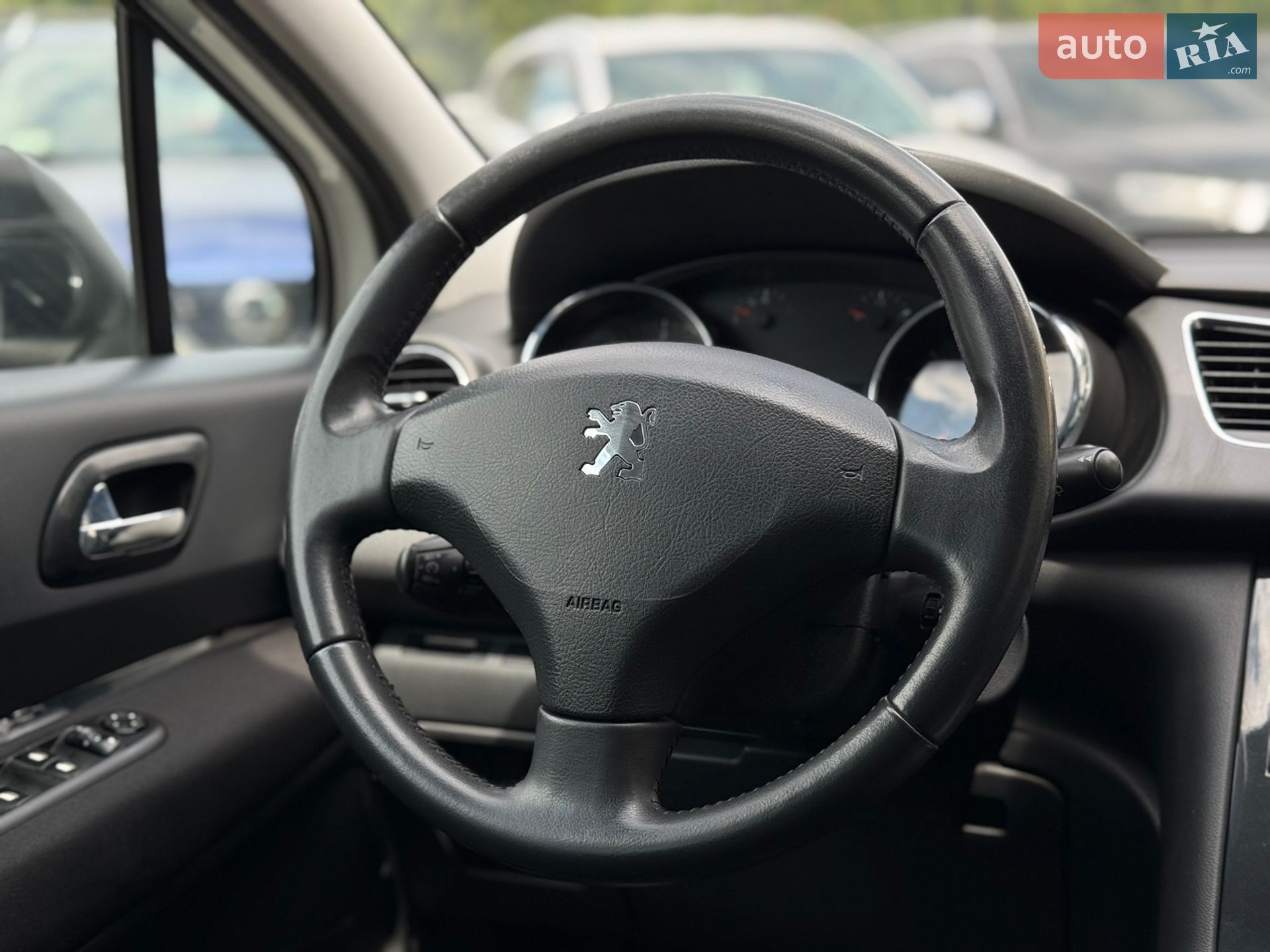Peugeot 3008 2011 VIN VF30URHE8BS210948 фото оголошення 35 з 40