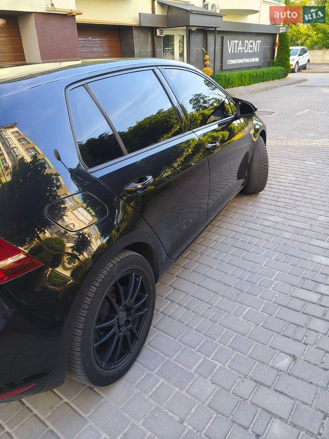 Volkswagen e-Golf 2014 VIN WVWZZZAUZFW900779 фото оголошення 9 з 25
