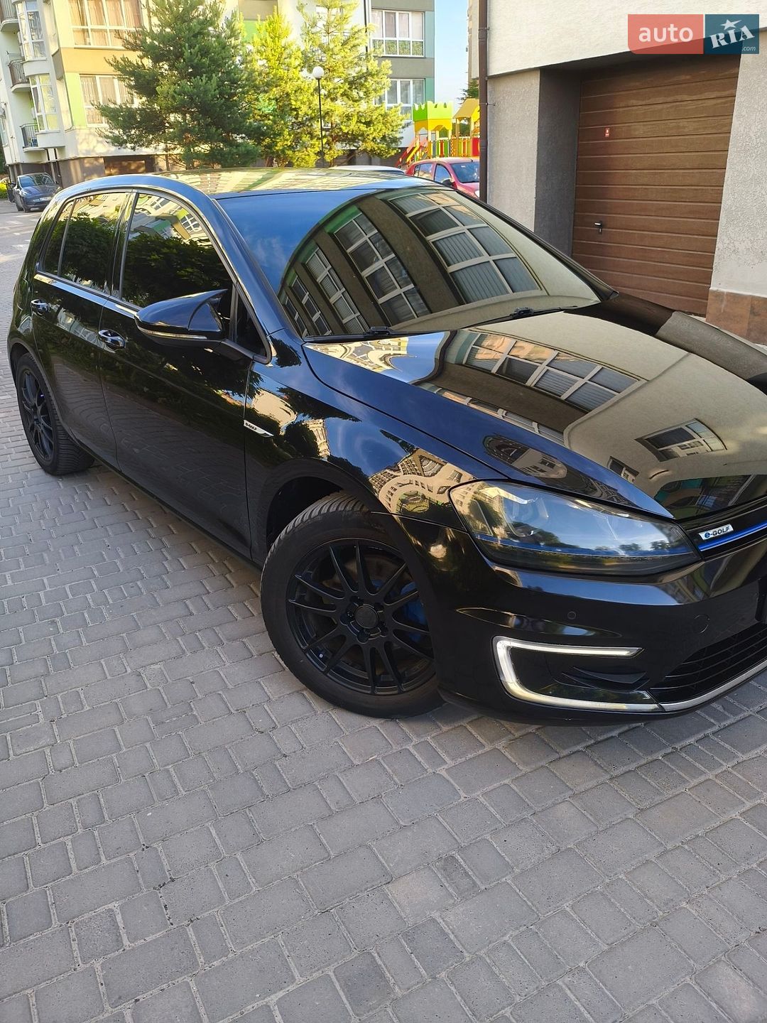 Volkswagen e-Golf 2014 VIN WVWZZZAUZFW900779 фото оголошення 11 з 25