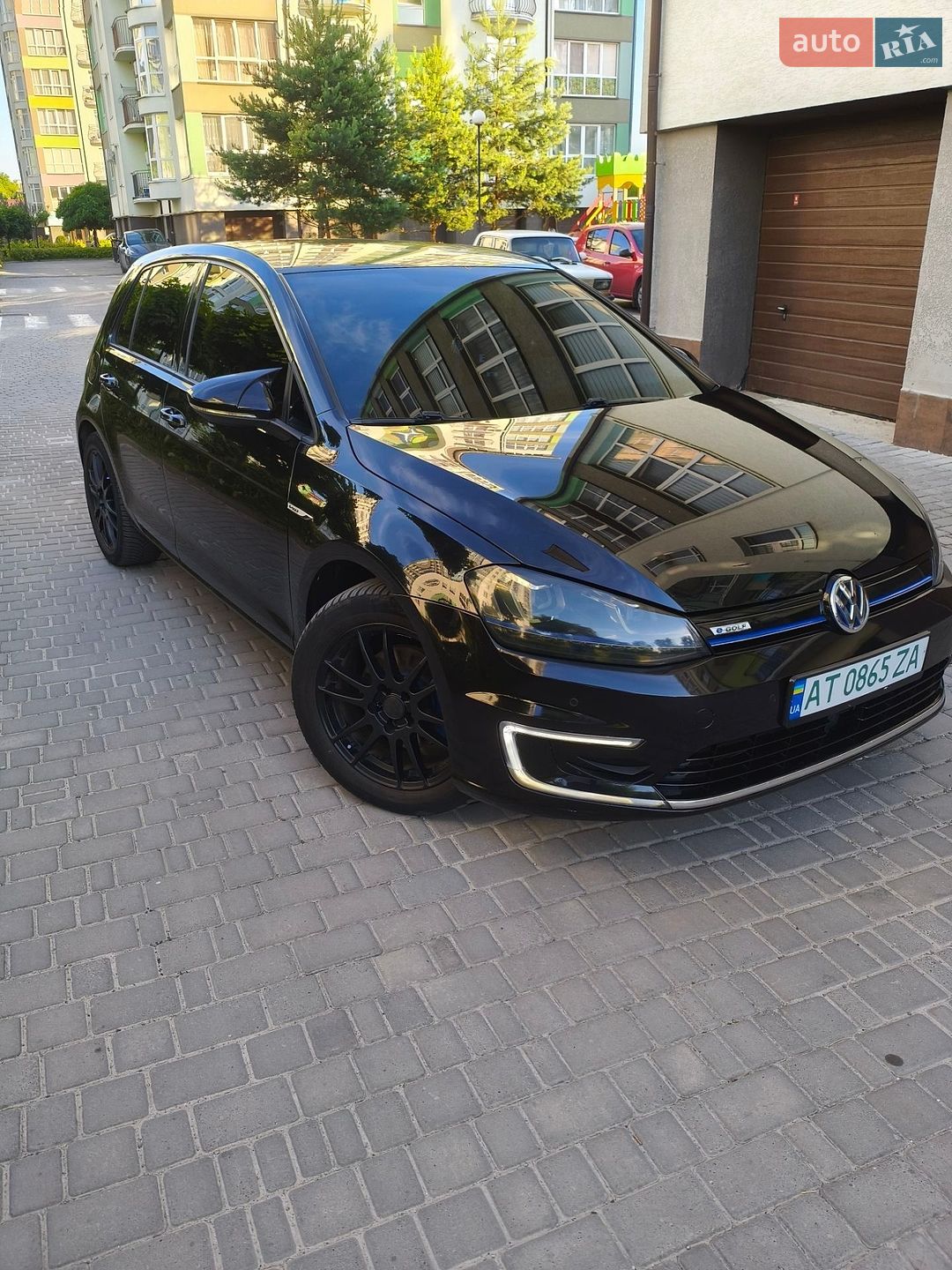 Volkswagen e-Golf 2014 VIN WVWZZZAUZFW900779 фото оголошення 12 з 25
