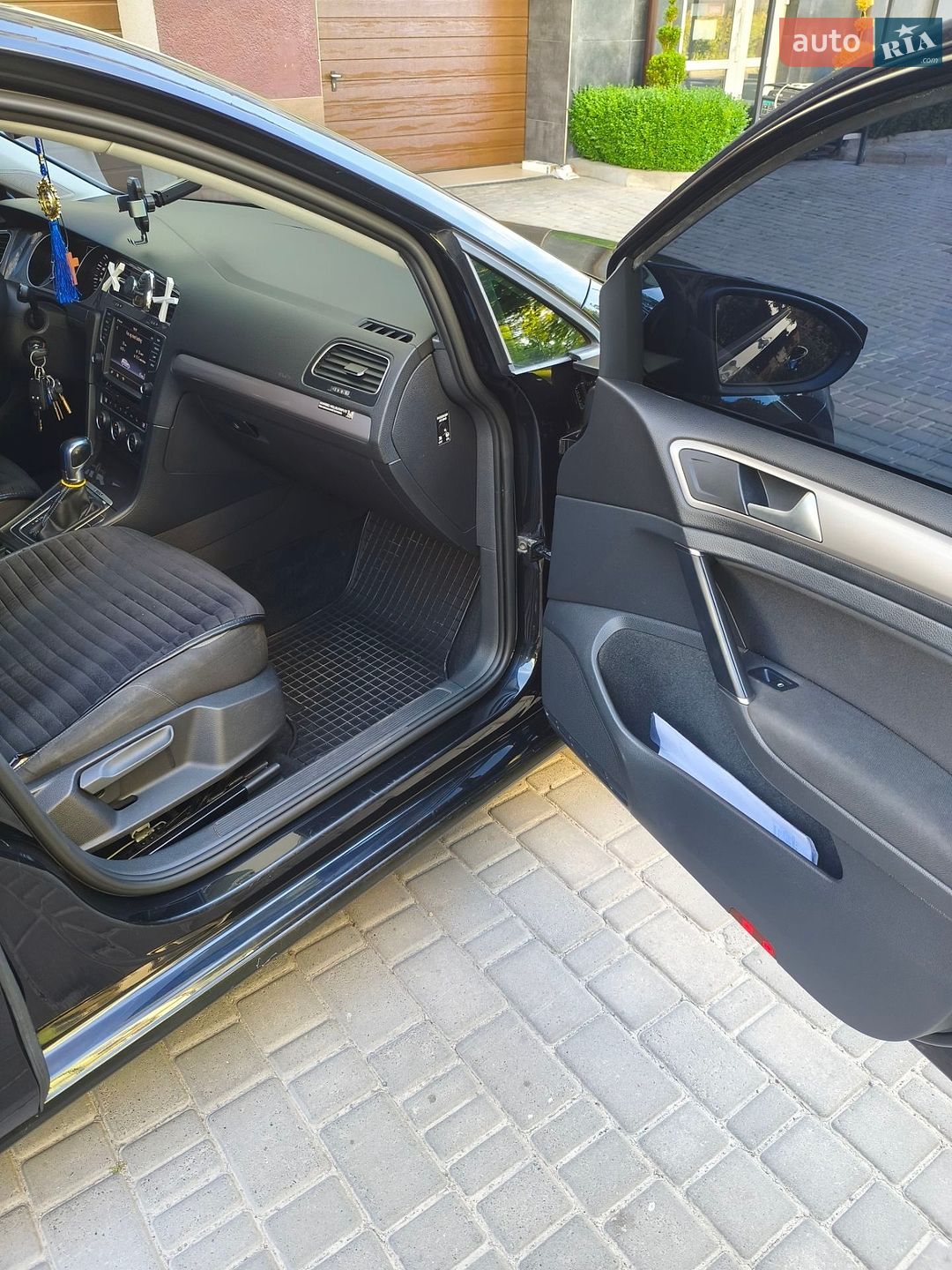 Volkswagen e-Golf 2014 VIN WVWZZZAUZFW900779 фото оголошення 19 з 25