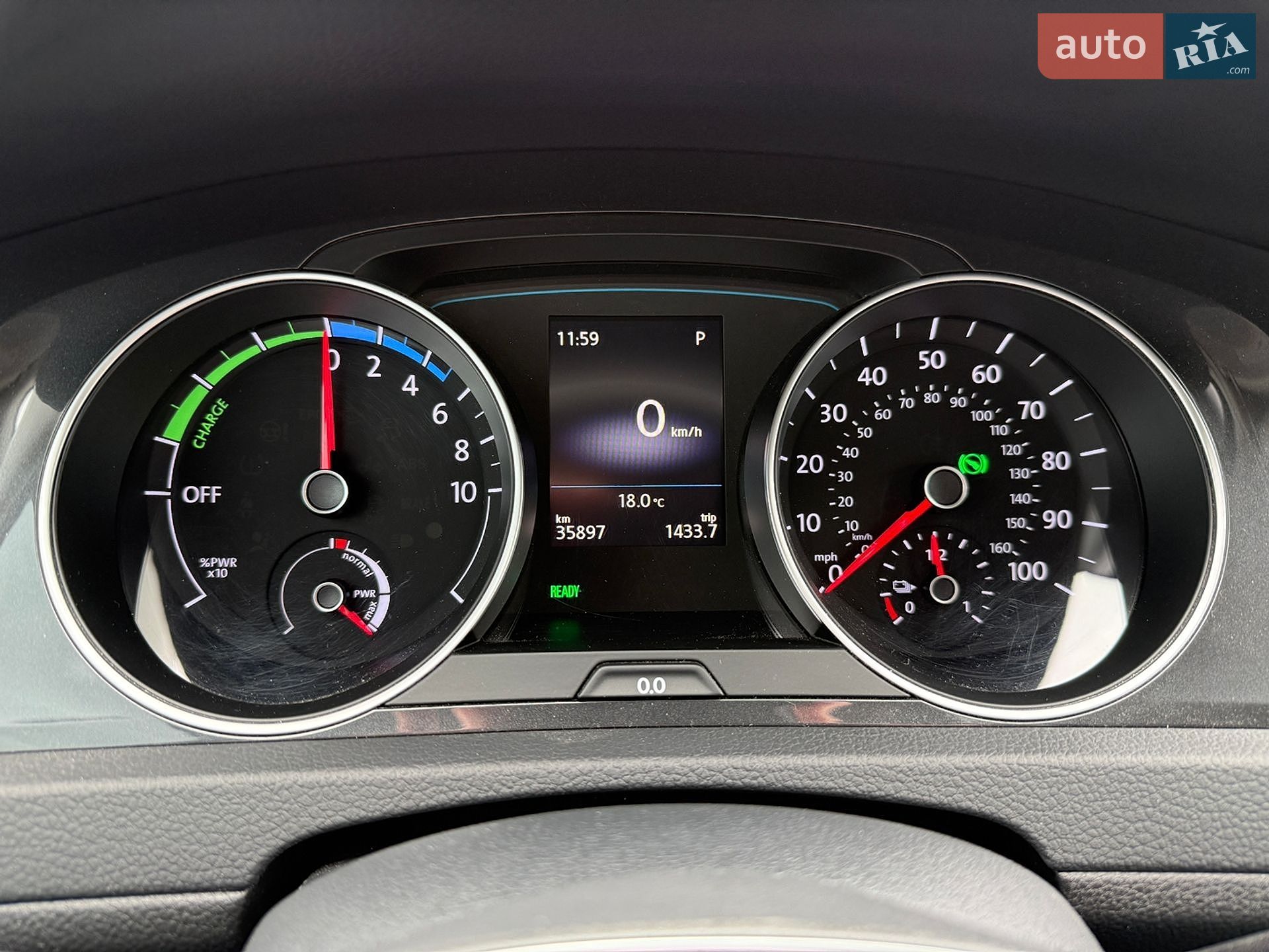 Volkswagen e-Golf 2019 VIN WVWKR7AU4KW919167 фото оголошення 10 з 13