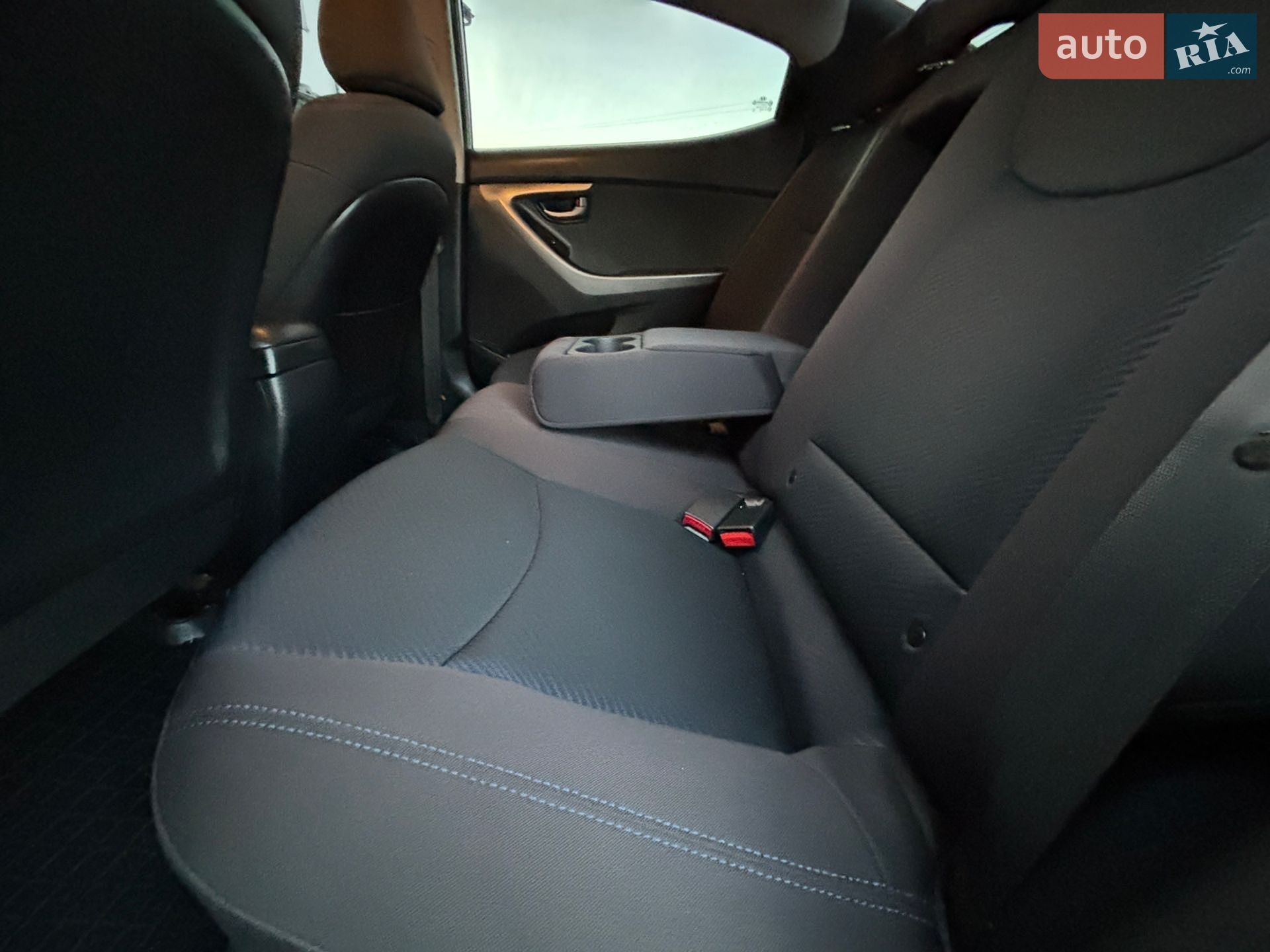 Hyundai Elantra 2011 VIN KMHDH41CBCU190462 фото оголошення 20 з 31