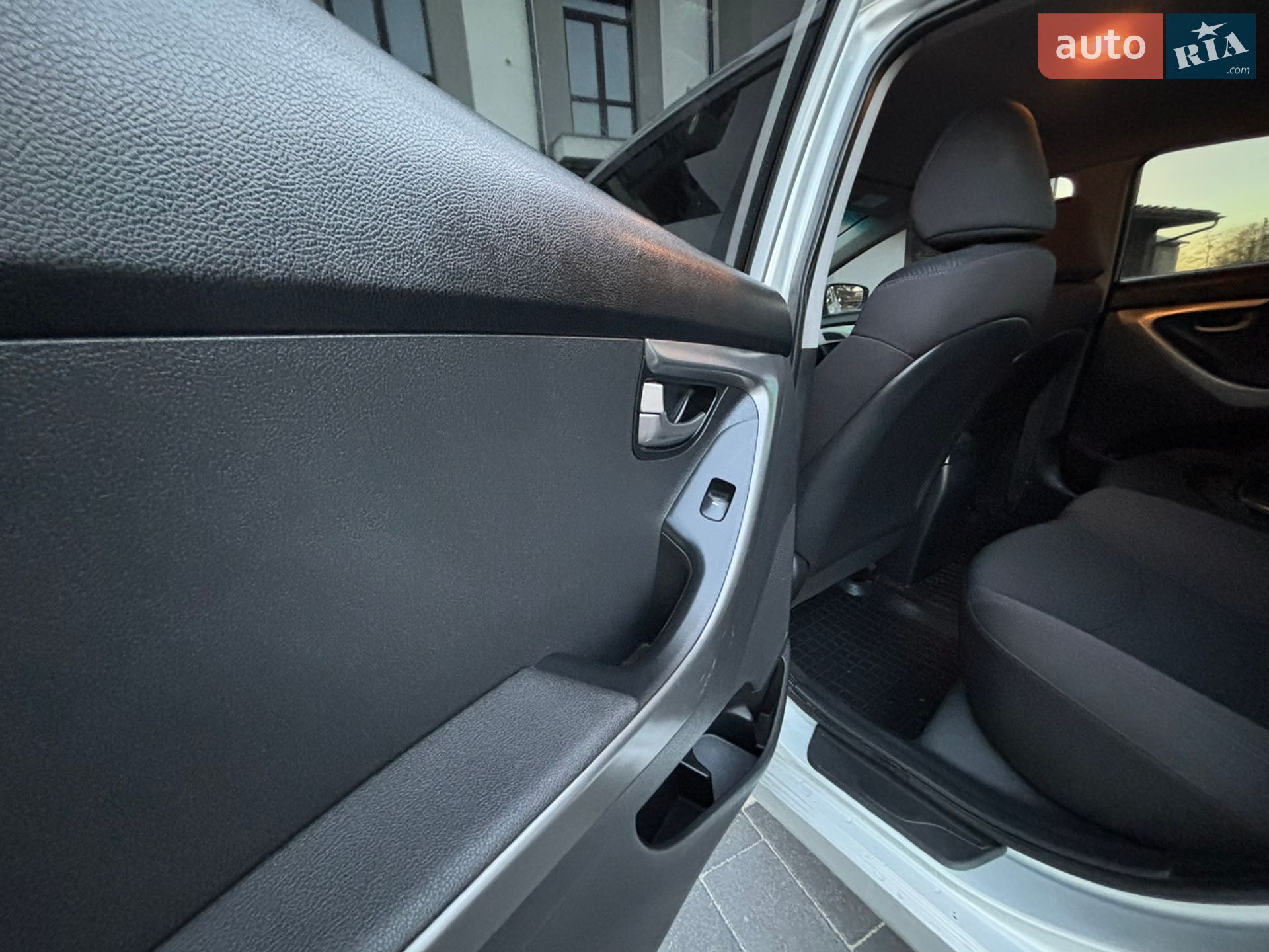 Hyundai Elantra 2011 VIN KMHDH41CBCU190462 фото оголошення 22 з 31