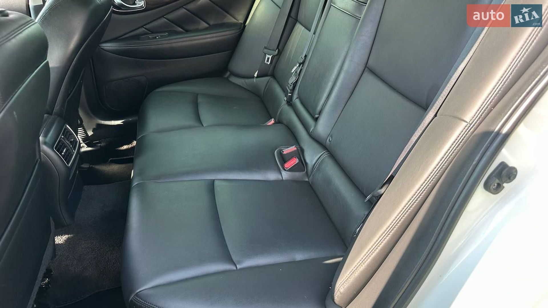Infiniti Q50 2017 VIN JN1EV7AR6JM438421 фото оголошення 16 з 22