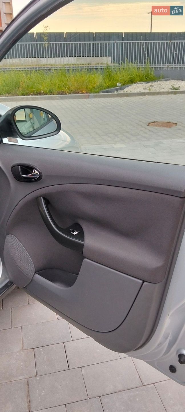 SEAT Toledo 2004 VIN VSSZZZ5PZ5R052486 фото оголошення 24 з 45