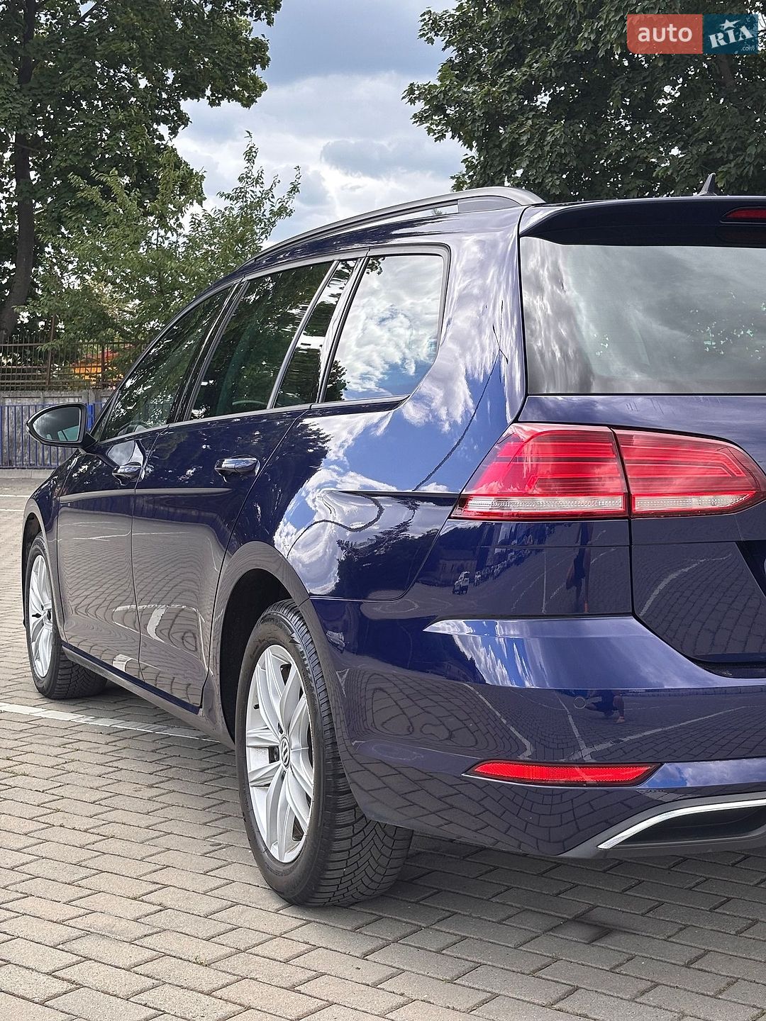 Volkswagen Golf 2019 VIN WVWZZZAUZKP540990 фото оголошення 8 з 32