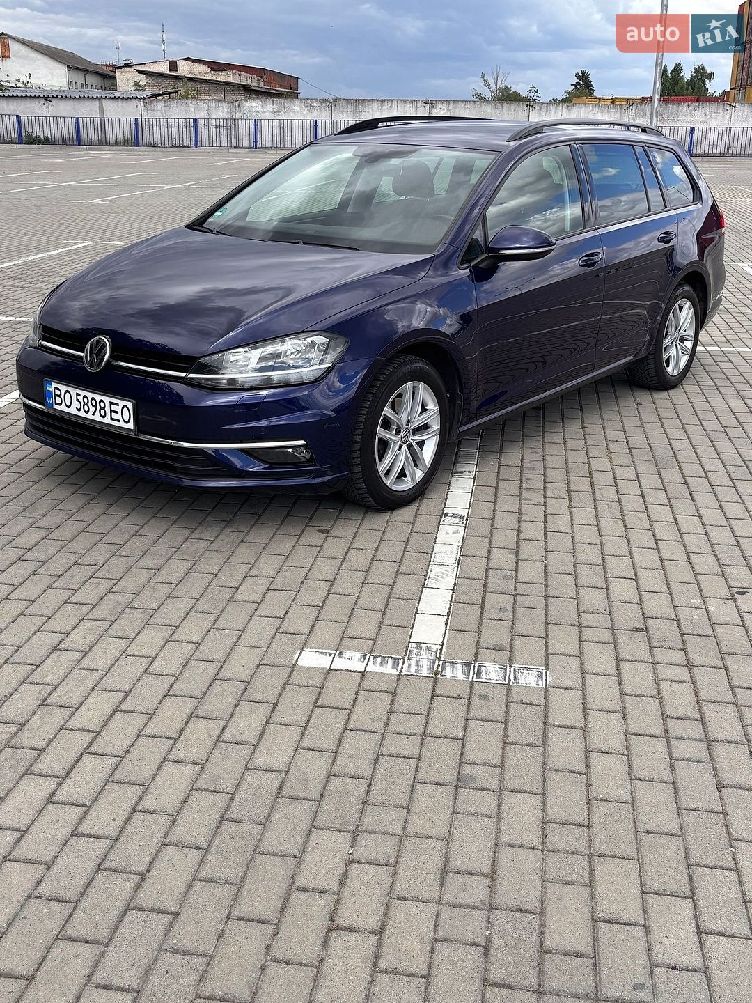 Volkswagen Golf 2019 VIN WVWZZZAUZKP540990 фото оголошення 11 з 32