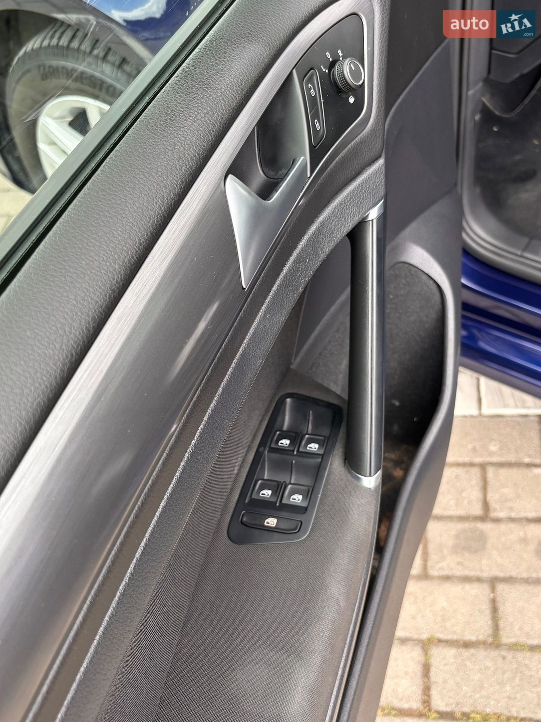 Volkswagen Golf 2019 VIN WVWZZZAUZKP540990 фото оголошення 17 з 32