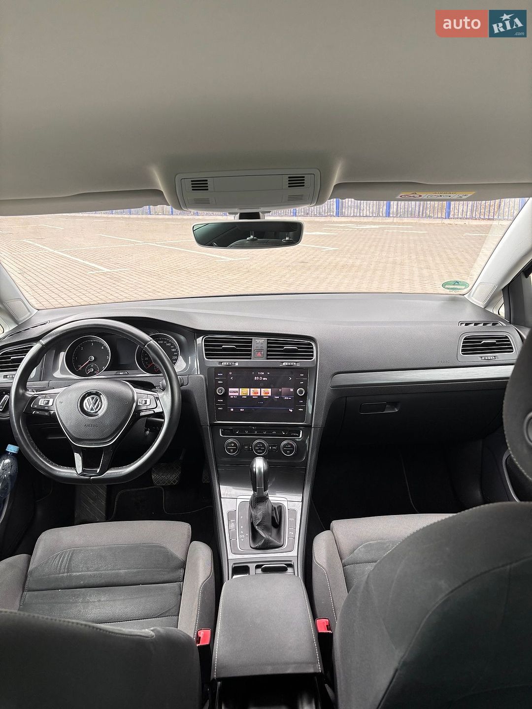 Volkswagen Golf 2019 VIN WVWZZZAUZKP540990 фото оголошення 23 з 32