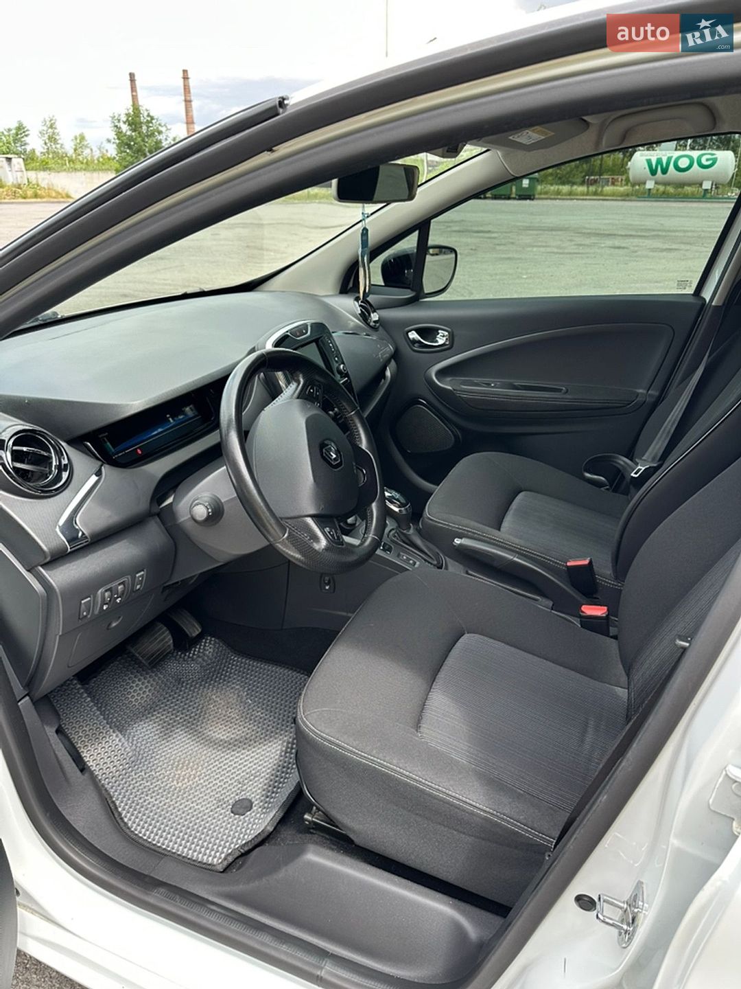 Renault Zoe 2018 VIN VF1AG000161349878 фото оголошення 8 з 18