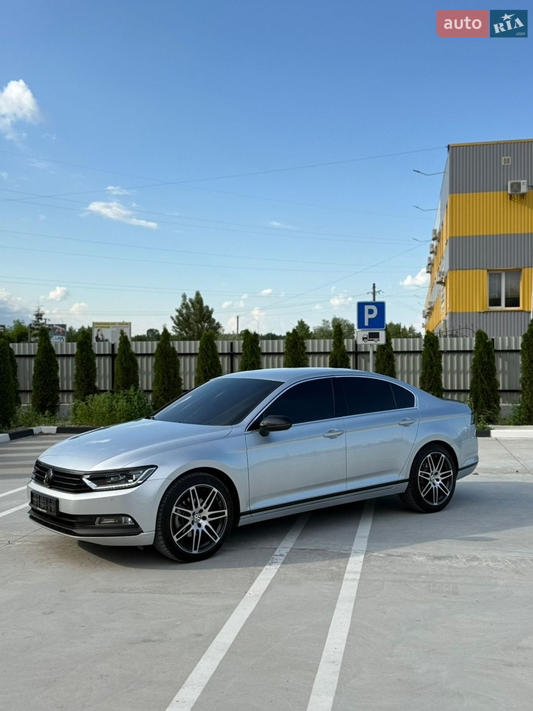 Volkswagen Passat 2015 VIN WVWZZZ3CZFE505501 фото оголошення 14 з 27
