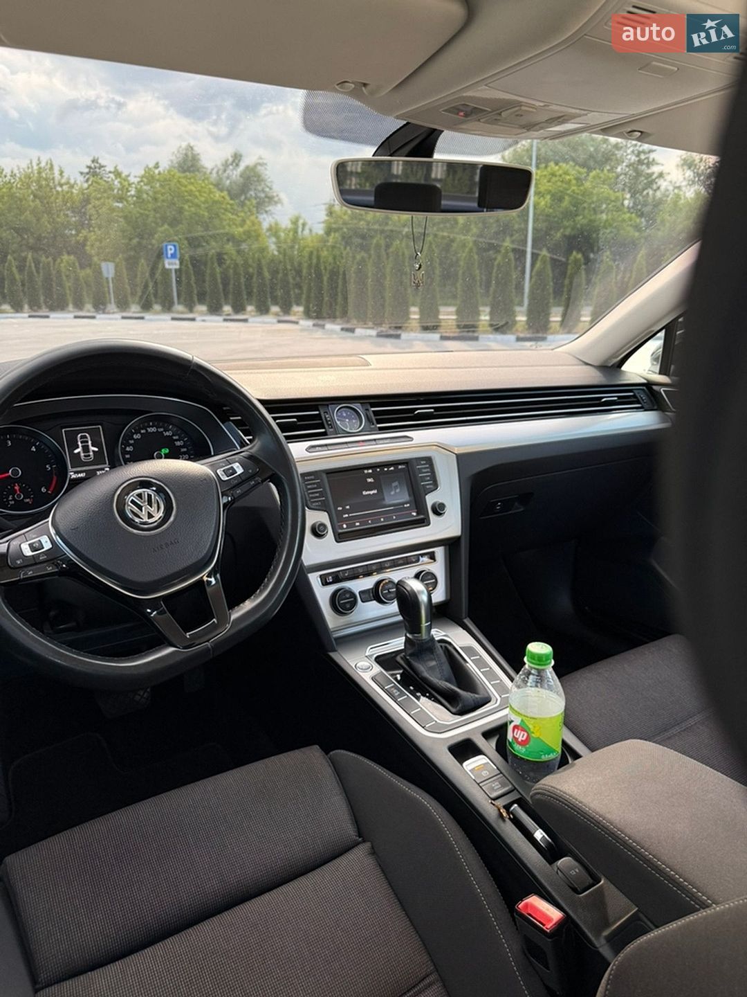 Volkswagen Passat 2015 VIN WVWZZZ3CZFE505501 фото оголошення 19 з 27