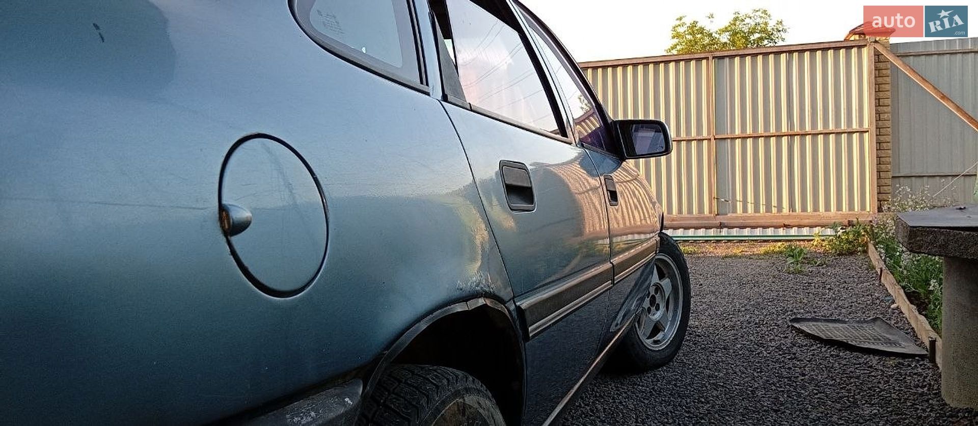 Opel Vectra 1992 VIN W0L000087N5231006 фото оголошення 3 з 27