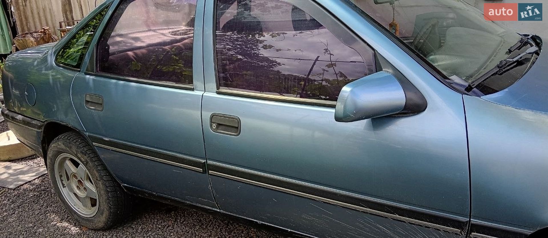 Opel Vectra 1992 VIN W0L000087N5231006 фото оголошення 4 з 27