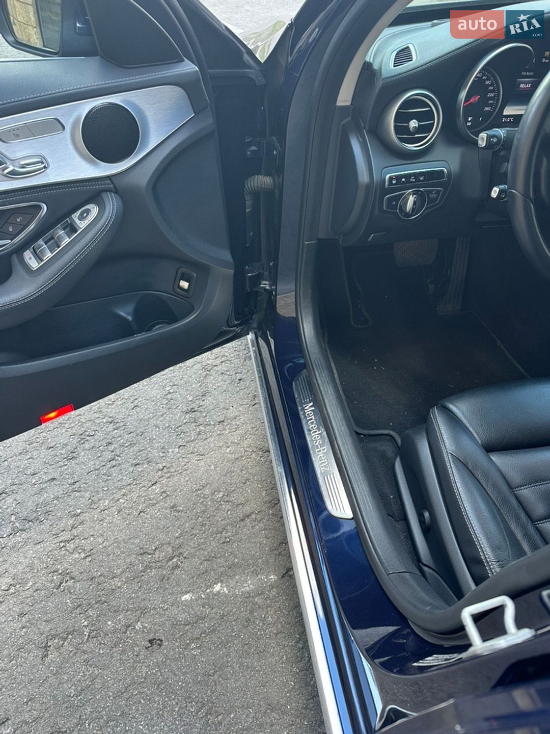 Mercedes-Benz C-Class 2015 VIN WDD2050091F281909 фото оголошення 12 з 49
