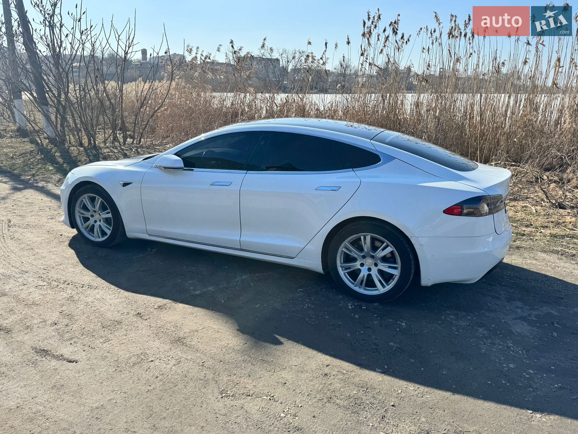 Tesla Model S 2020 VIN 5YJSA1E23LF416040 фото оголошення 10 з 14