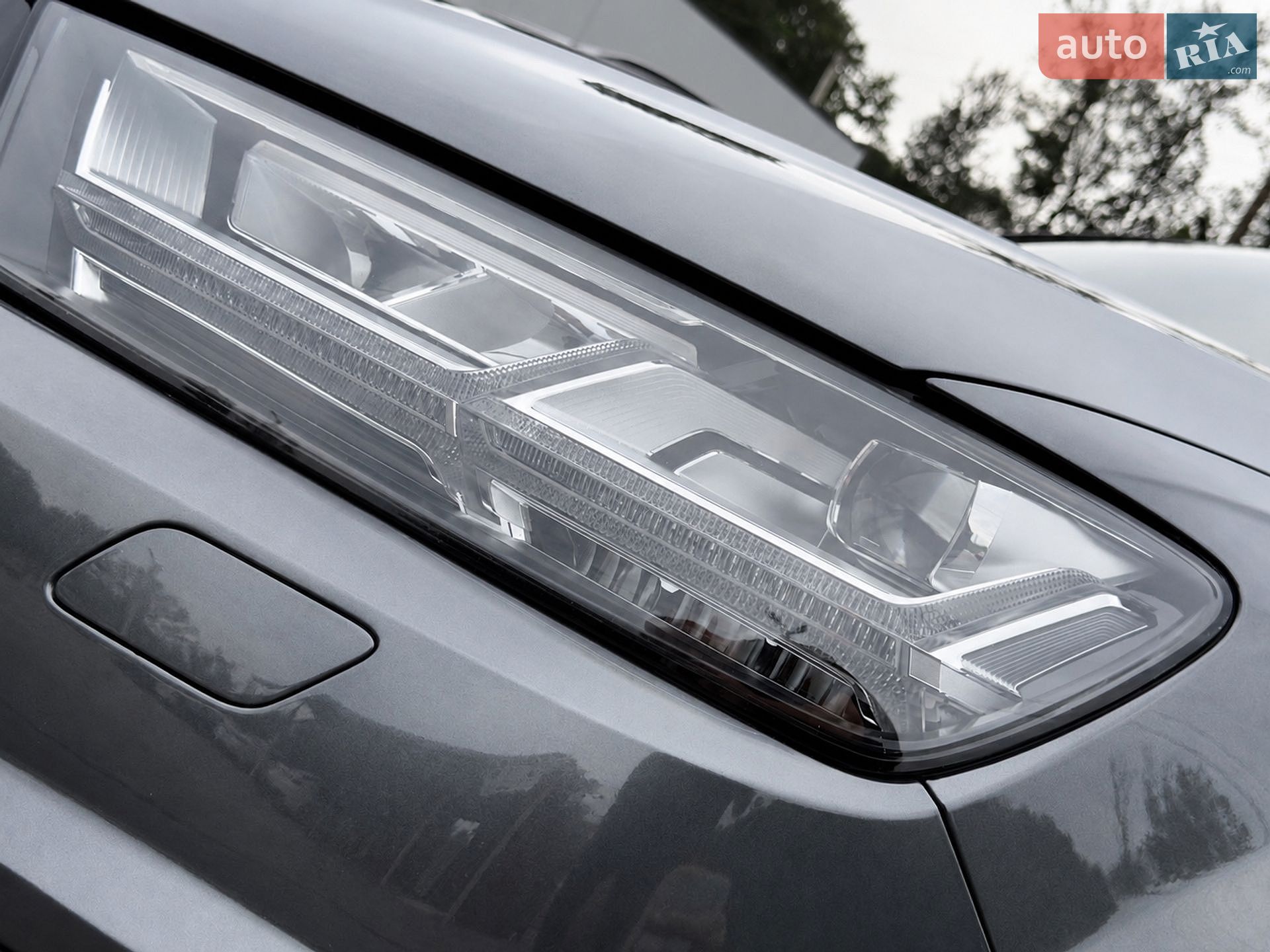 Audi Q7 2017 VIN WAUZZZ4M1HD053127 фото оголошення 11 з 78