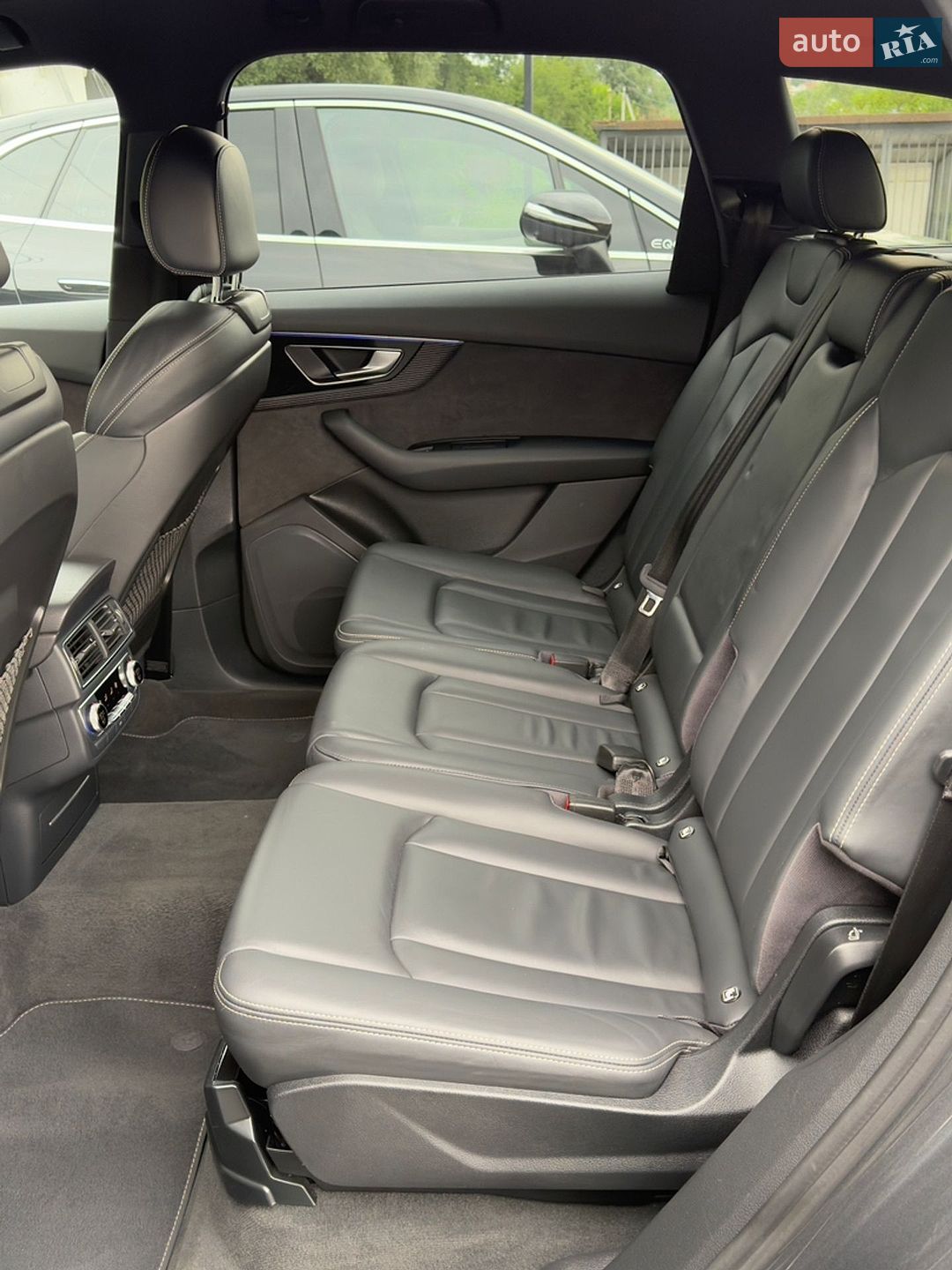Audi Q7 2017 VIN WAUZZZ4M1HD053127 фото оголошення 16 з 78