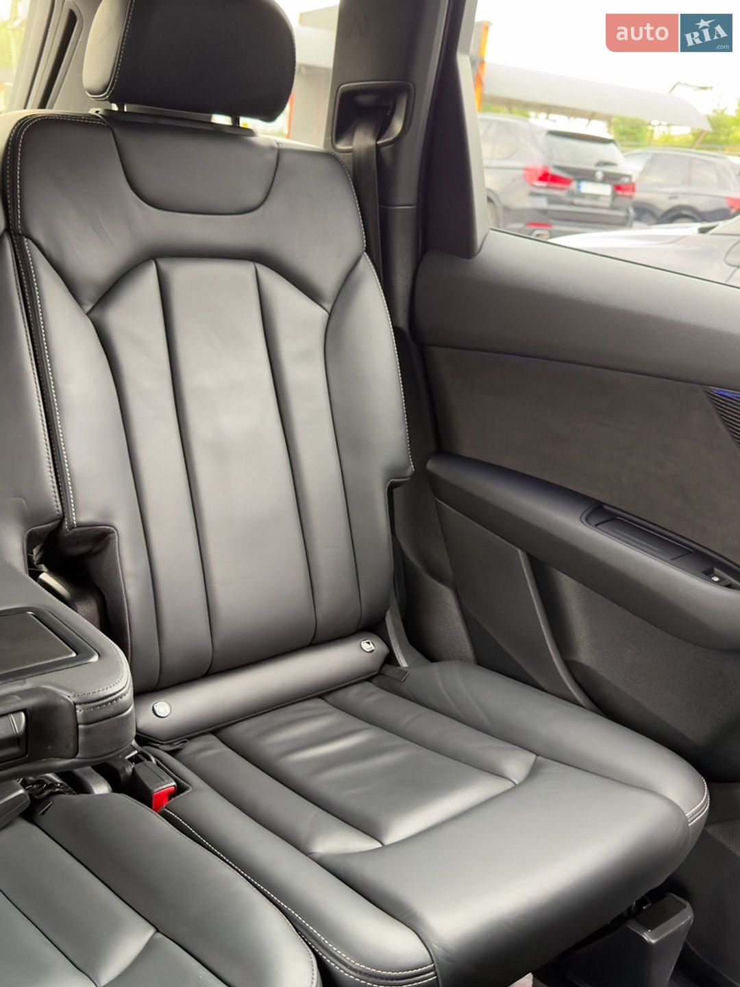 Audi Q7 2017 VIN WAUZZZ4M1HD053127 фото оголошення 26 з 78