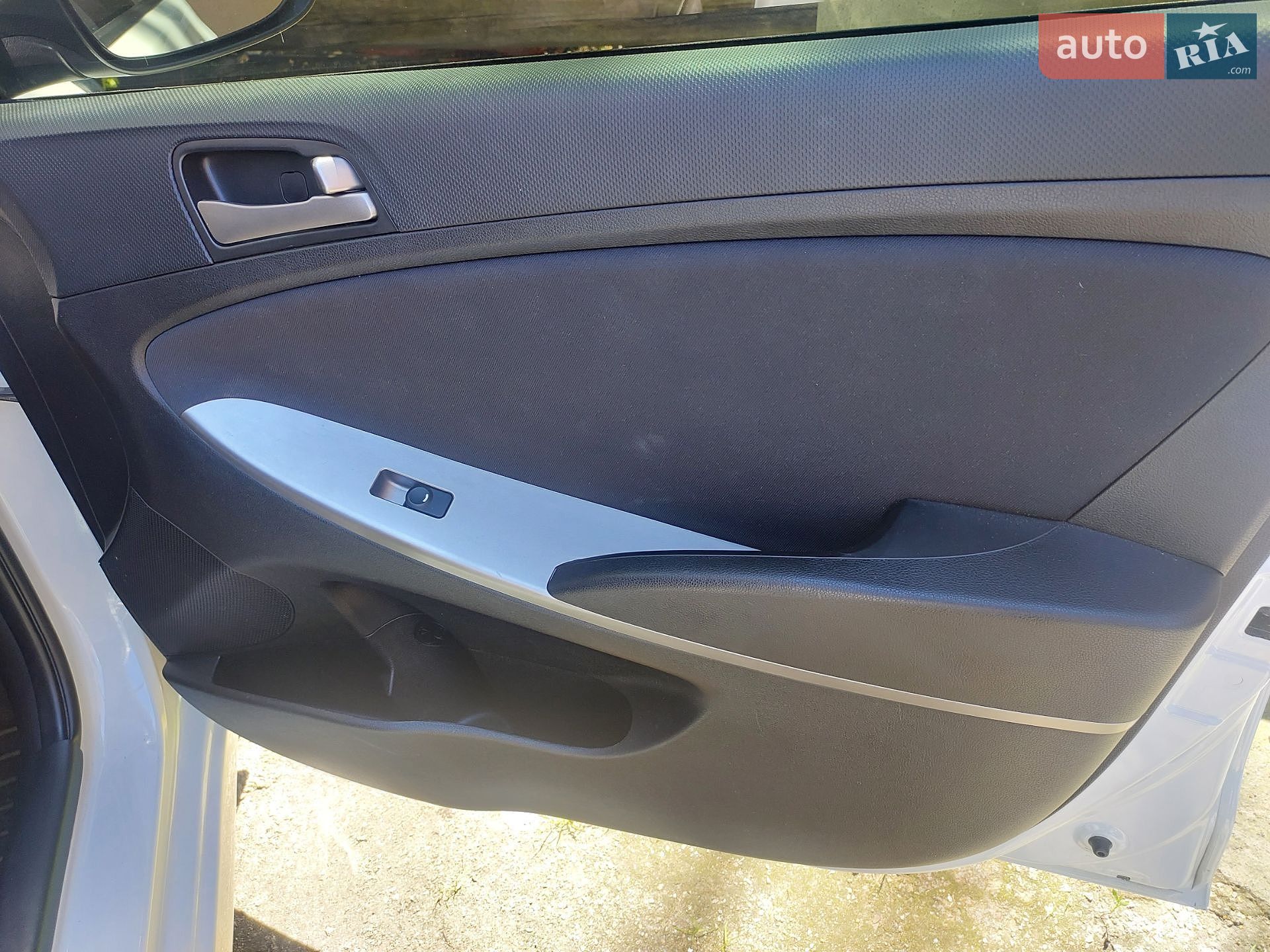 Hyundai Accent 2019 VIN KMHCT41BEKU473384 фото оголошення 11 з 12
