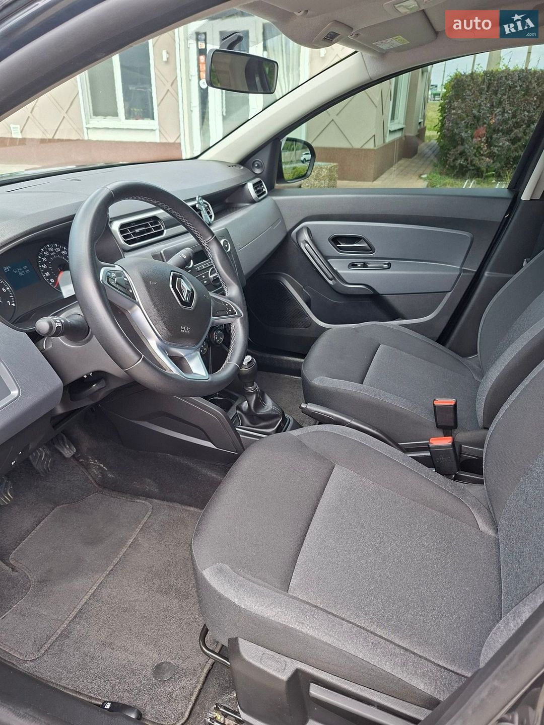 Renault Duster 2024 VIN VF1HJD20472797192 фото оголошення 3 з 10