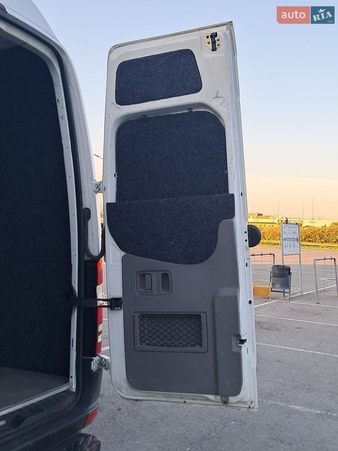 Mercedes-Benz Sprinter 2015 VIN WDB9066571P231507 фото оголошення 9 з 26