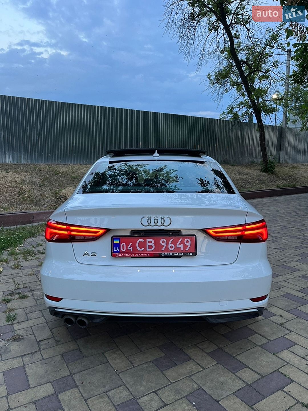 Audi A3 2017 VIN WAUAUGFF7H1054282 фото оголошення 9 з 59