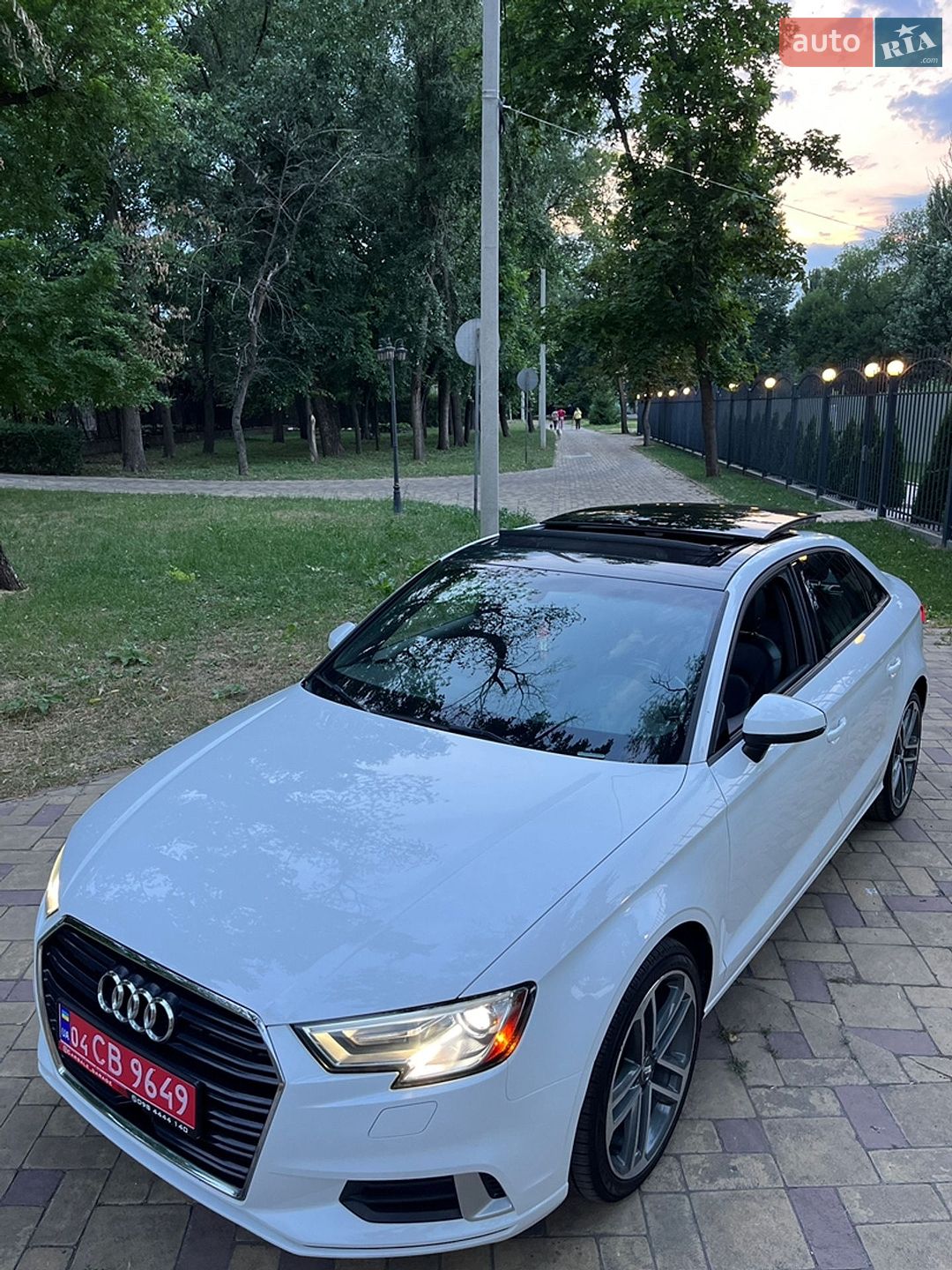Audi A3 2017 VIN WAUAUGFF7H1054282 фото оголошення 11 з 59
