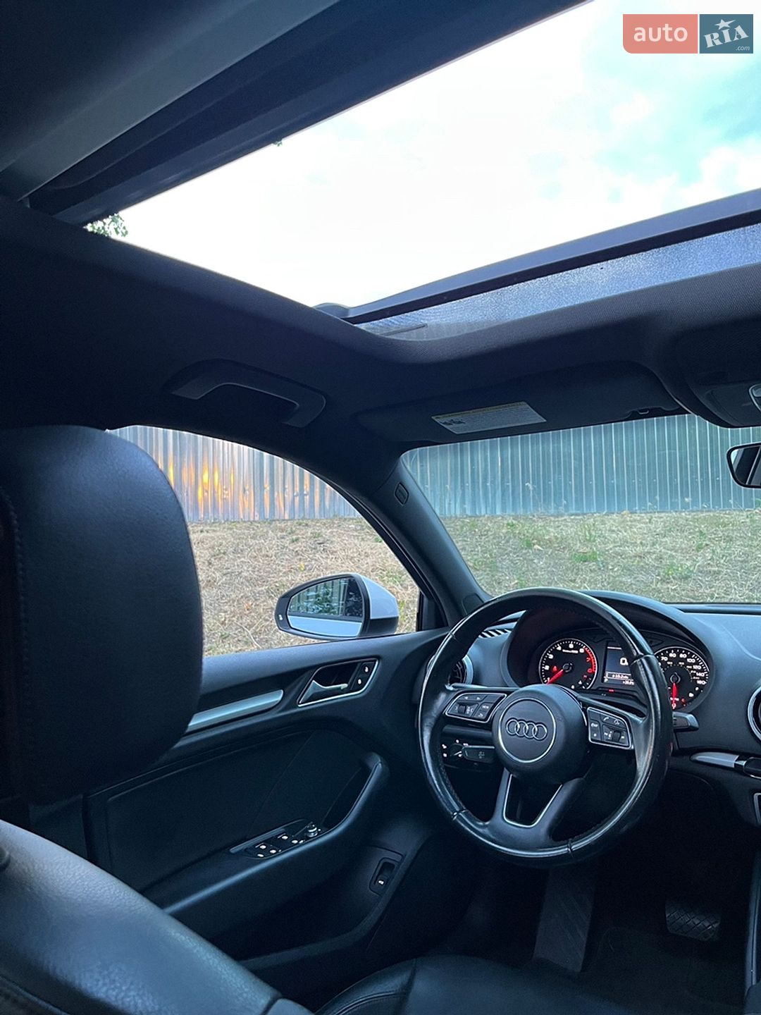 Audi A3 2017 VIN WAUAUGFF7H1054282 фото оголошення 45 з 59