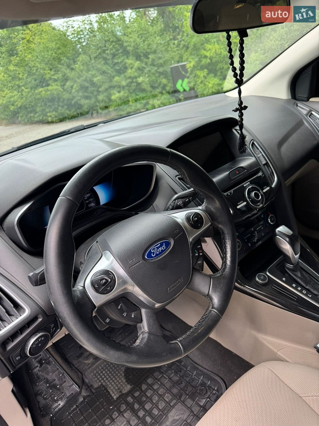 Ford Focus 2016 VIN 1FADP3R41GL275802 фото оголошення 10 з 12