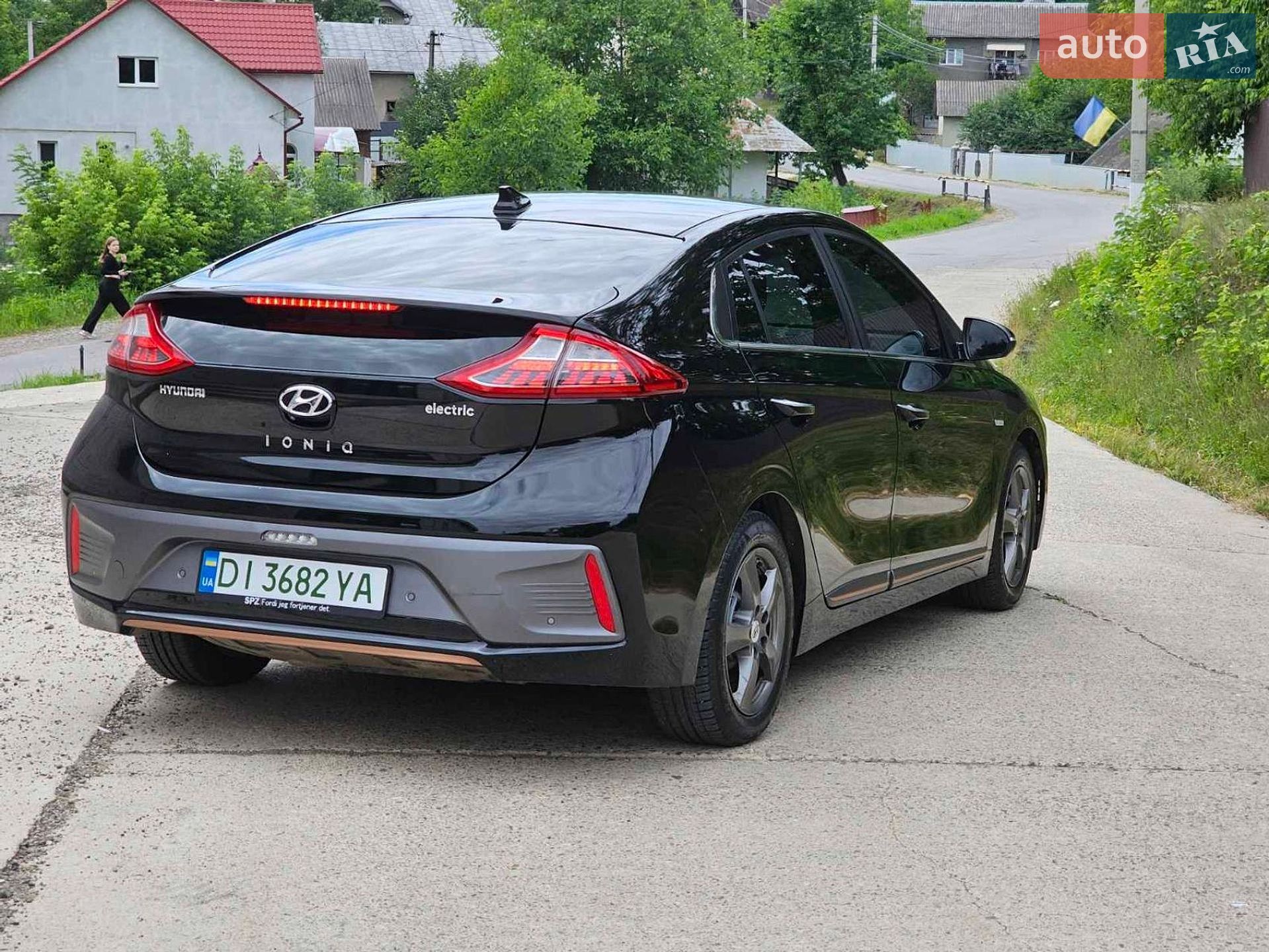 Hyundai Ioniq 2017 VIN KMHC851HFHU011955 фото оголошення 11 з 30