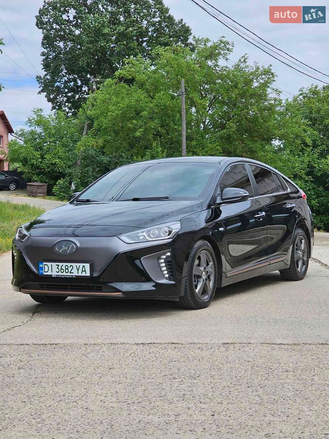 Hyundai Ioniq 2017 VIN KMHC851HFHU011955 фото оголошення 4 з 30