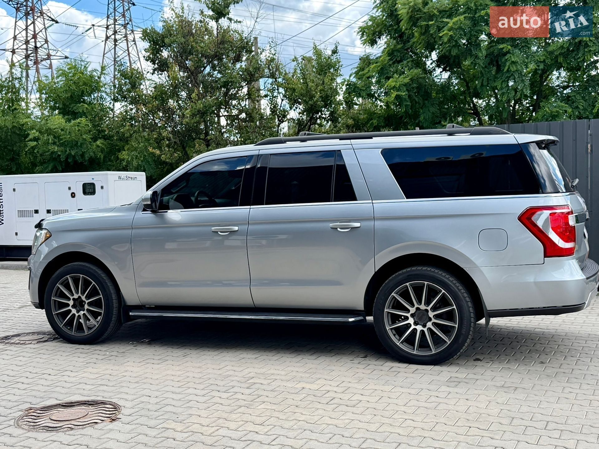 Ford Expedition 2020 VIN 1FMJK1JT4LEA36645 фото оголошення 3 з 43