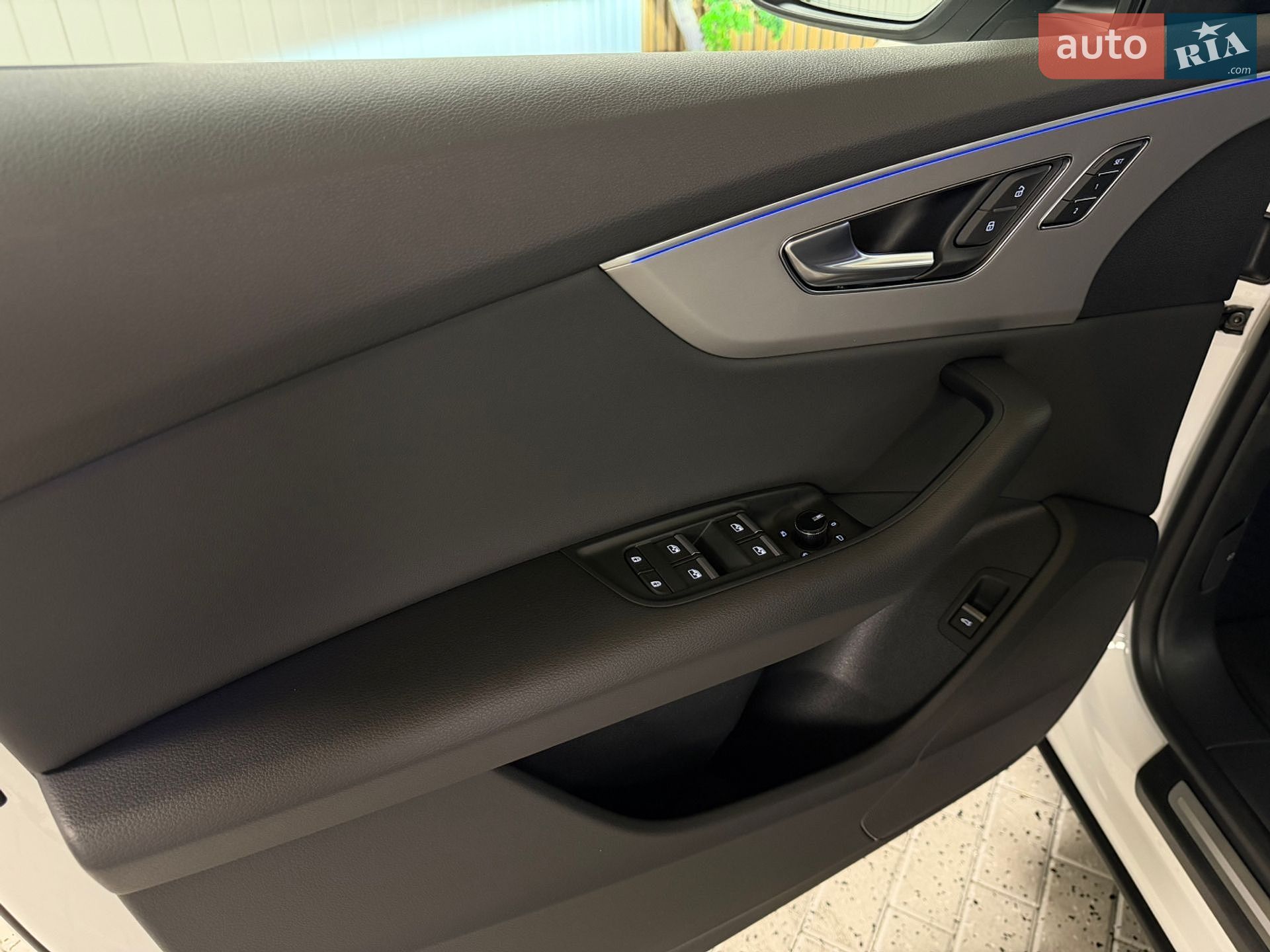 Audi Q8 2020 VIN WAUZZZF14MD011502 фото оголошення 19 з 55