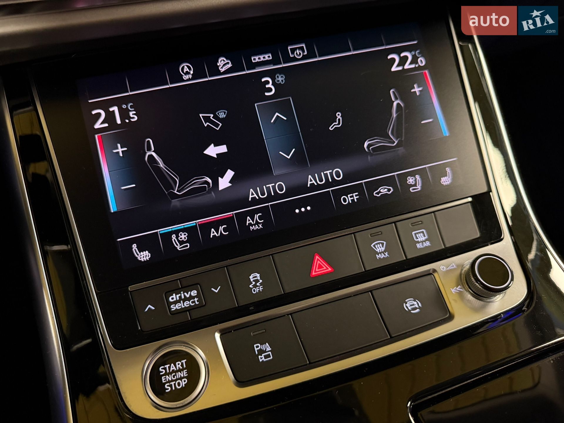 Audi Q8 2020 VIN WAUZZZF14MD011502 фото оголошення 28 з 55