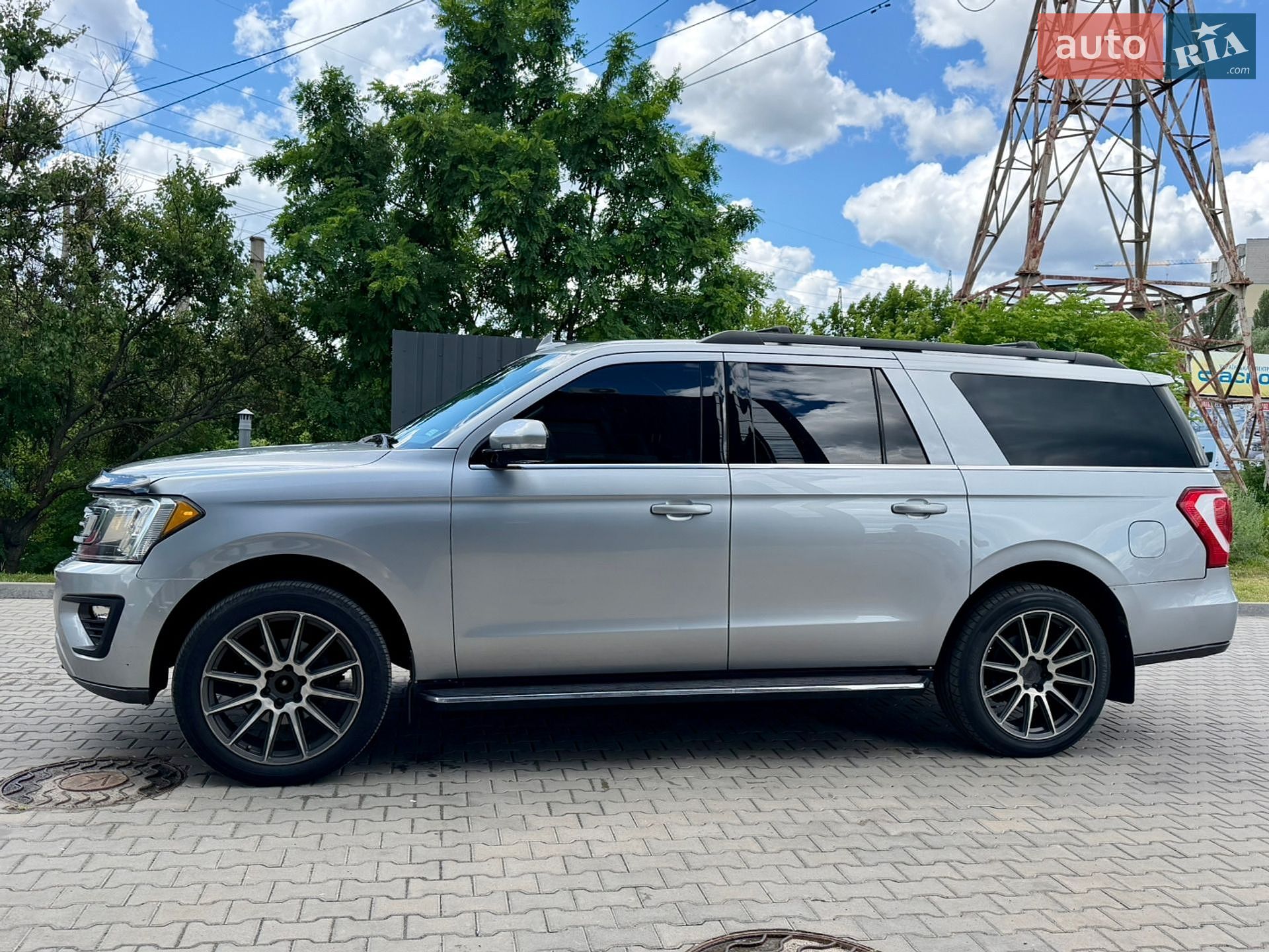 Ford Expedition 2020 VIN 1FMJK1JT4LEA36645 фото оголошення 9 з 43