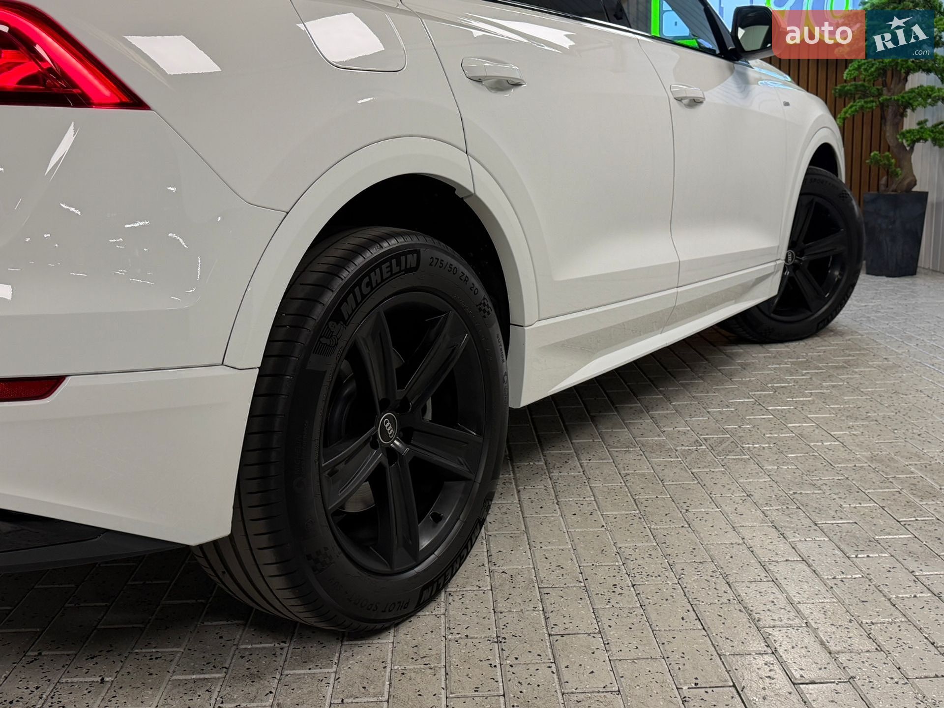 Audi Q8 2020 VIN WAUZZZF14MD011502 фото оголошення 54 з 55