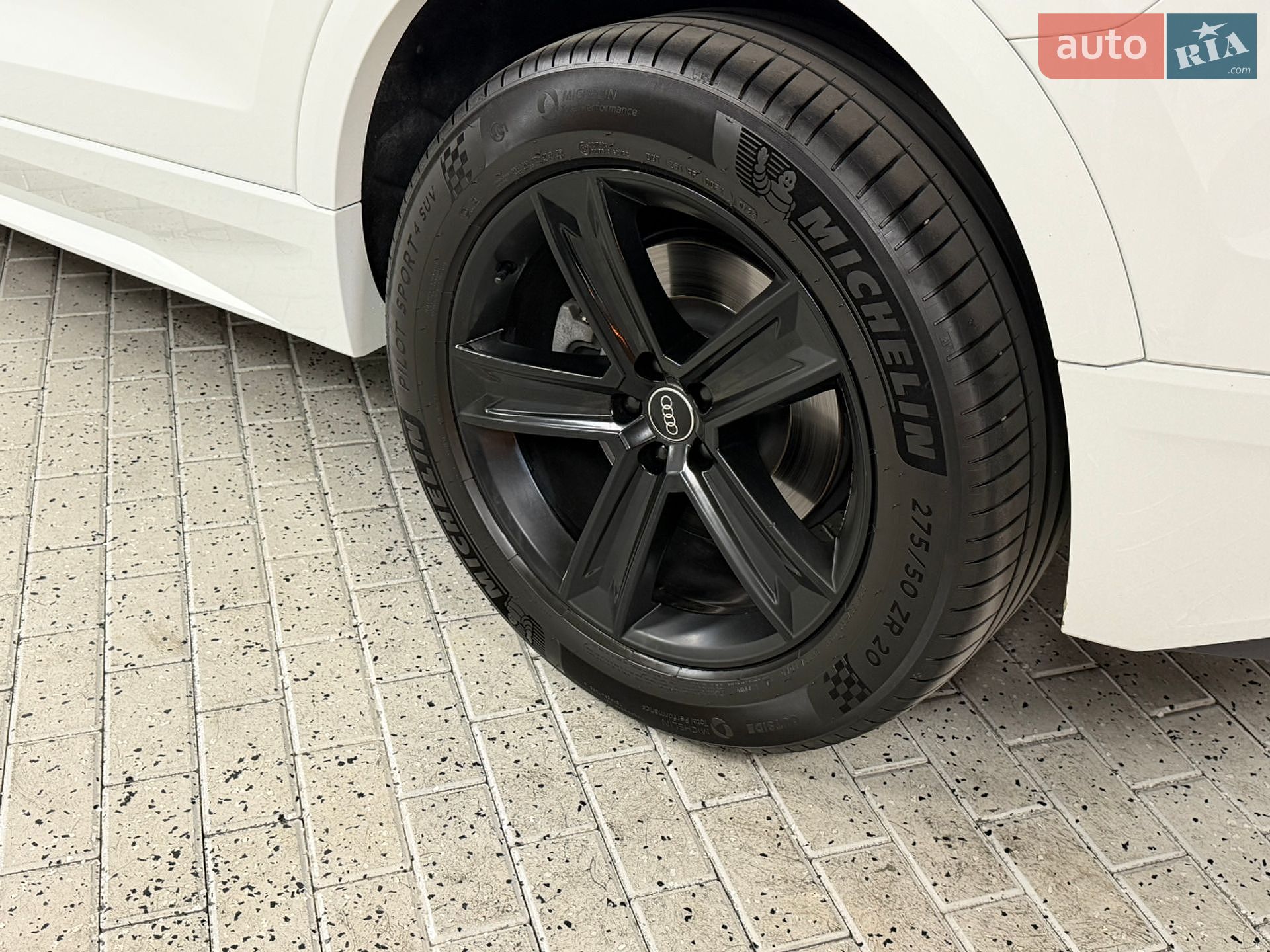 Audi Q8 2020 VIN WAUZZZF14MD011502 фото оголошення 55 з 55