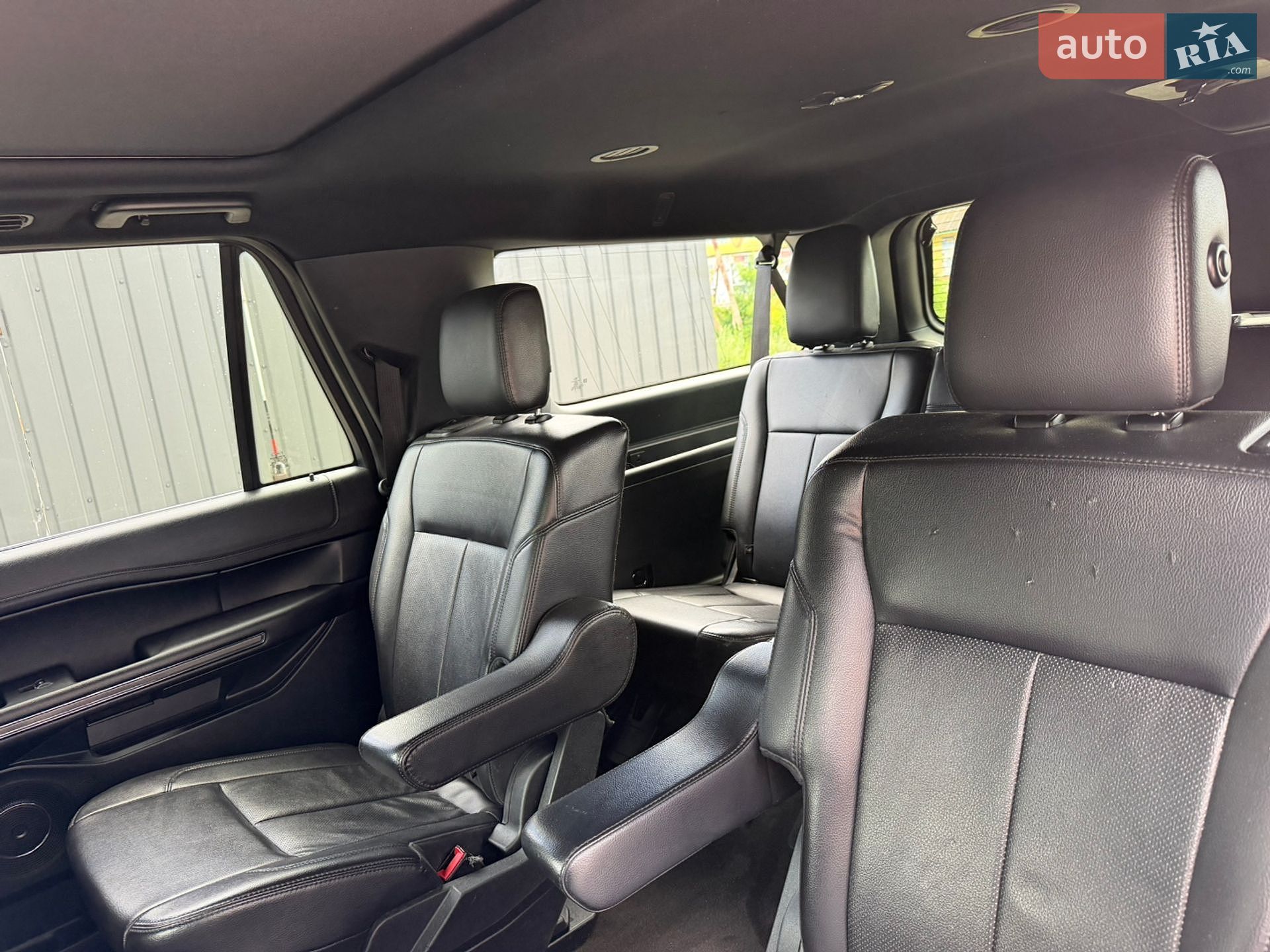 Ford Expedition 2020 VIN 1FMJK1JT4LEA36645 фото оголошення 29 з 43