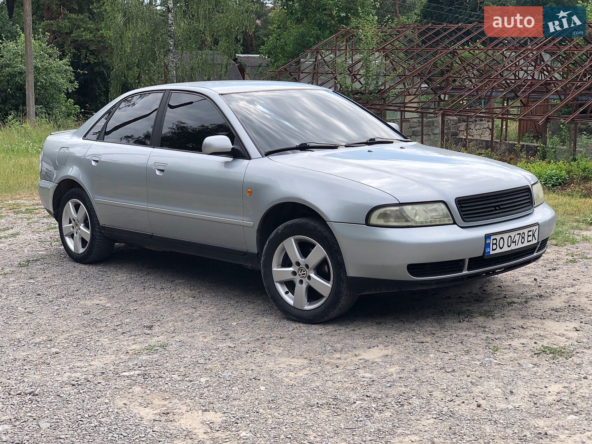 Audi A4 1998 VIN WAUZZZ8DZXA077572 фото оголошення 18 з 31